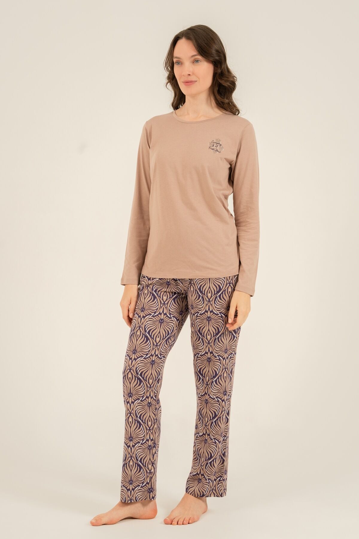 Arnetta Kadın Everyday Is A Fresh Start Kahverengi Uzun Kol Pijama Takım AR3769-S-V2