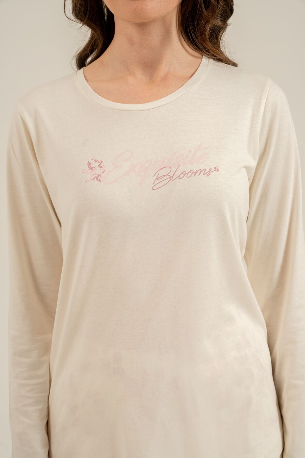 Arnetta Kadın Excuisite Flowers Krem Uzun Kol Pijama Takım AR3743-S-V1
