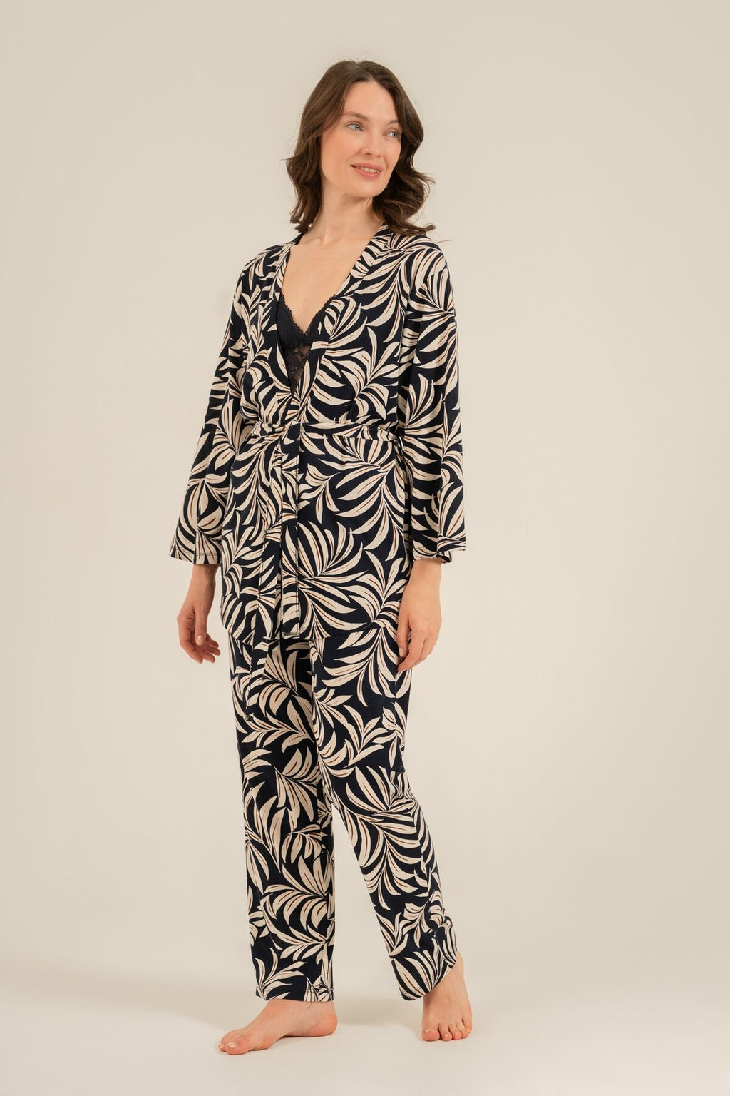 Arnetta Kadın Lacivert Çiçek Desenli Braletli Pijama Takımı AR3740-S-V1