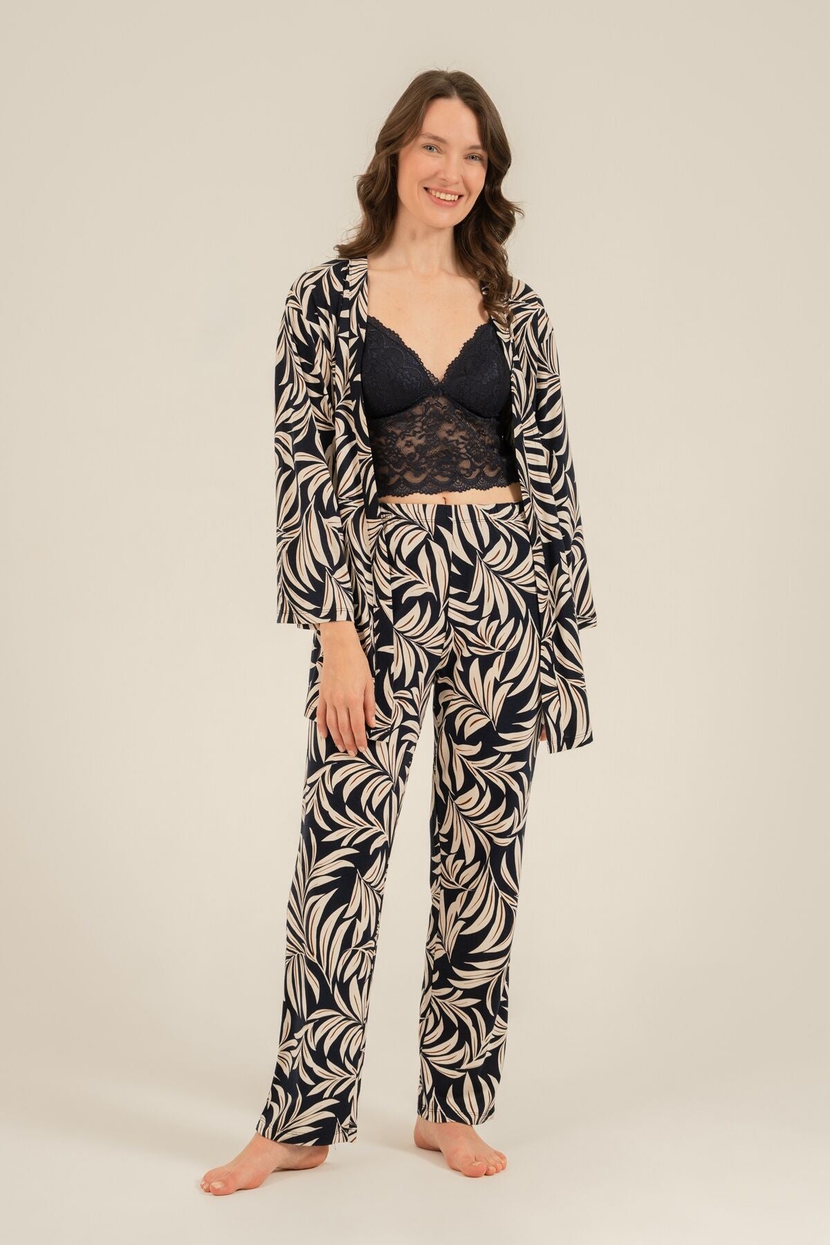 Arnetta Kadın Lacivert Çiçek Desenli Braletli Pijama Takımı AR3740-S-V1