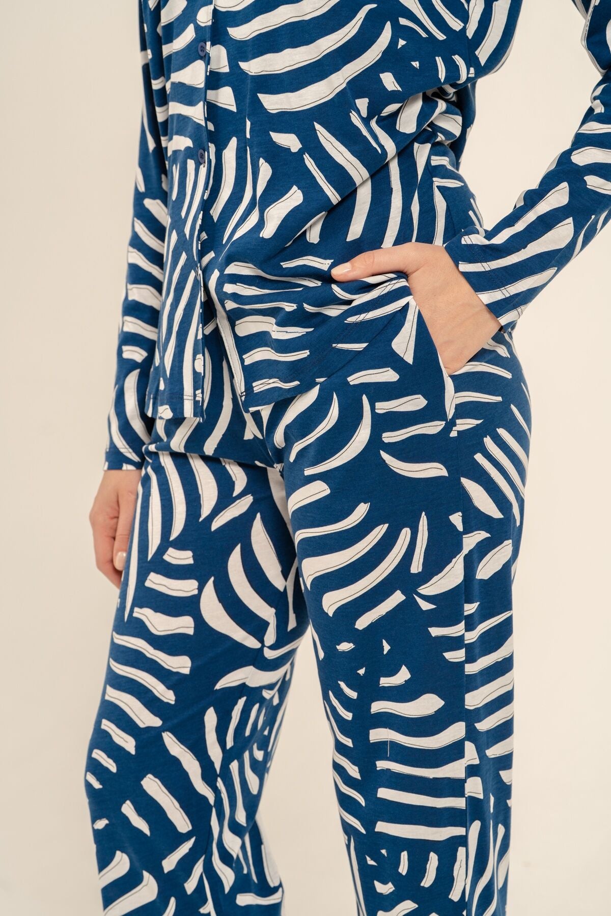 Arnetta Kadın Lacivert Desenli Gömlek Pijama Takımı AR3766-S-V1