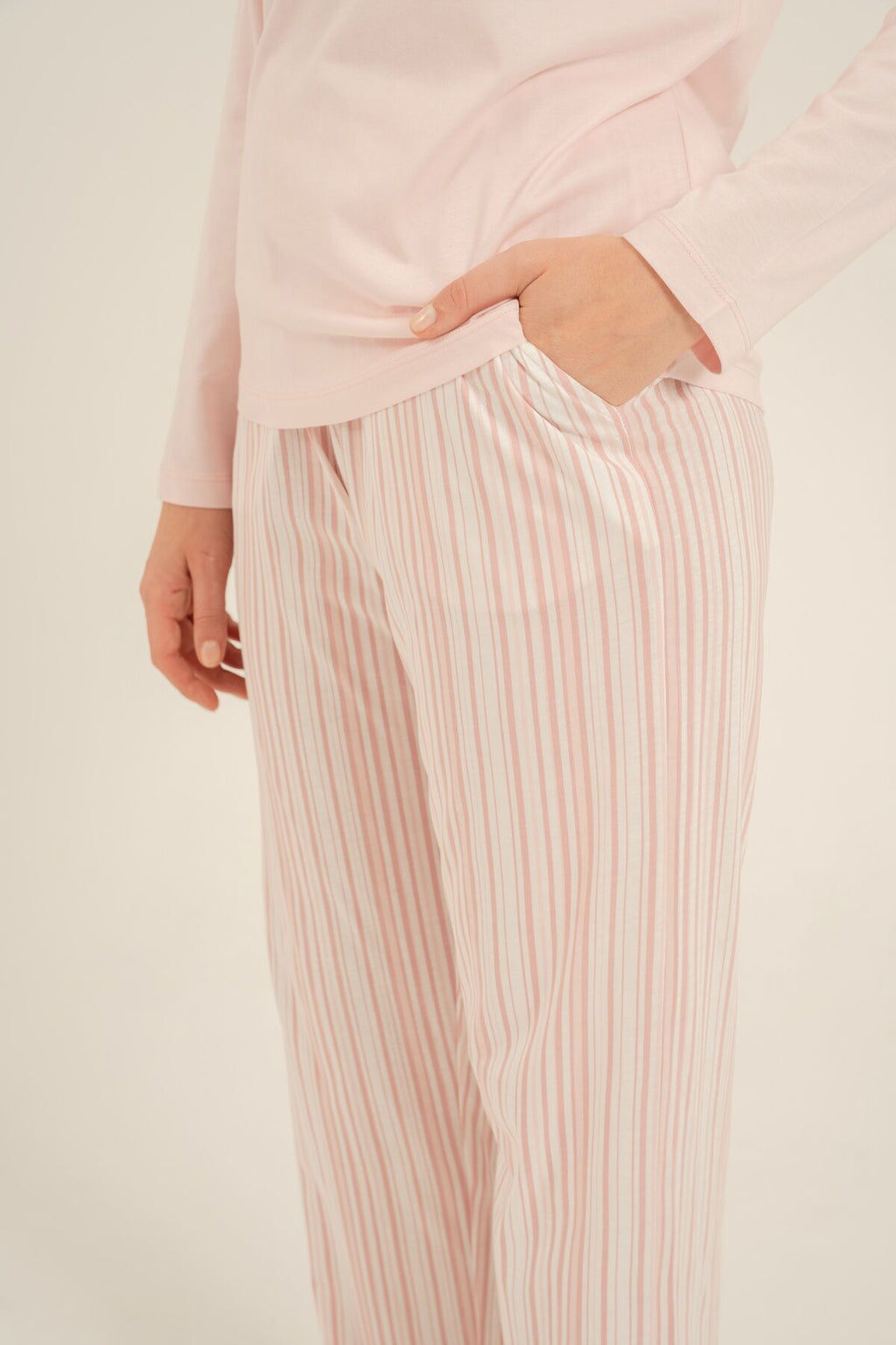 Arnetta Kadın Pembe Uzun Kol Pijama Takım AR3753-S-V1