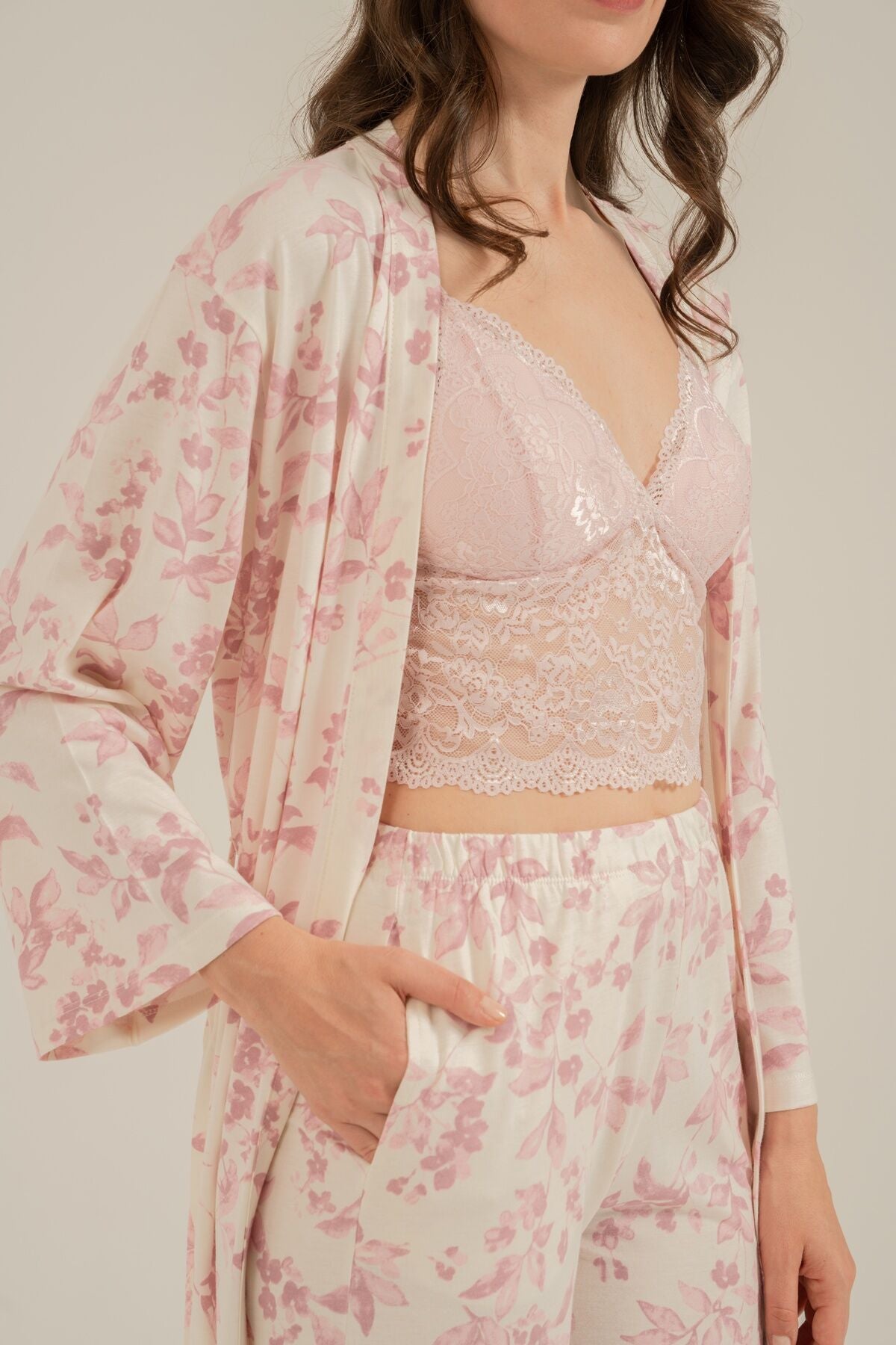 Arnetta Kadın Roses Krem Braletli Pijama Takımı AR3746-S-V1