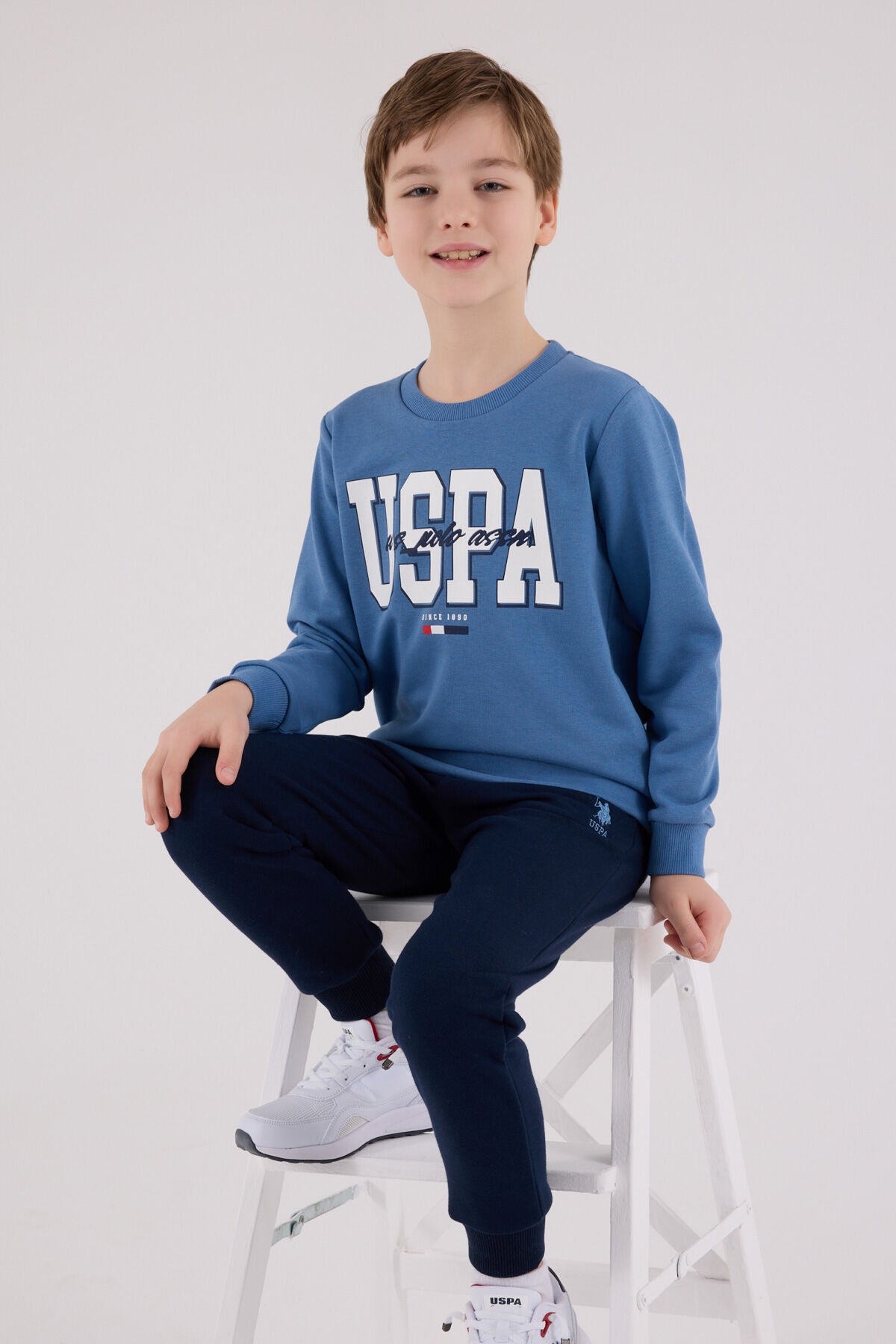 U.S. Polo Assn. Erkek Çocuk Bisiklet Yaka Pigment Baskılı Kışlık Regular Fit Mavi Eşofman Takımı US2205-C-V1 Ürün ana görseli