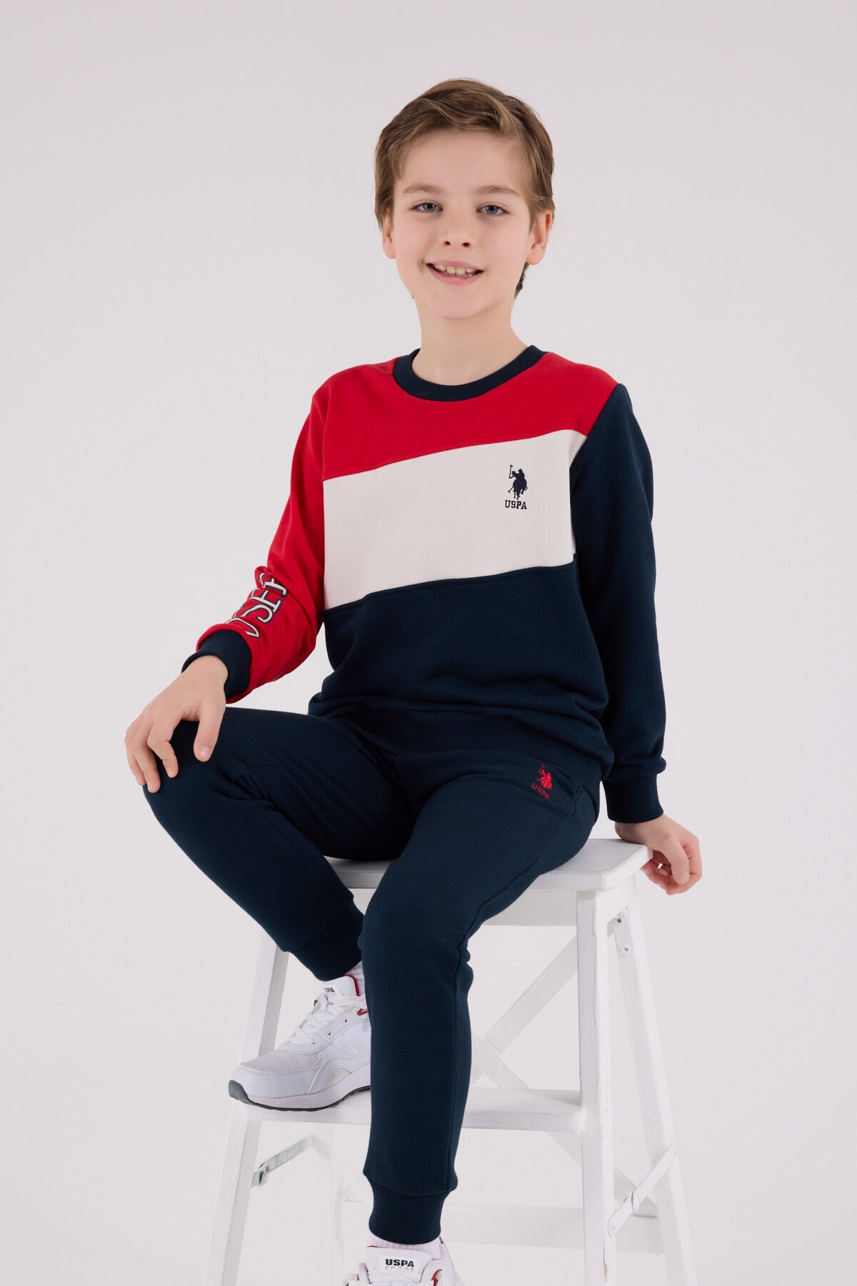 U.S. Polo Assn. Erkek Çocuk Kışlık Regular Fit Lacivert Eşofman Takımı US2224-C-V1 Ürün ana görseli