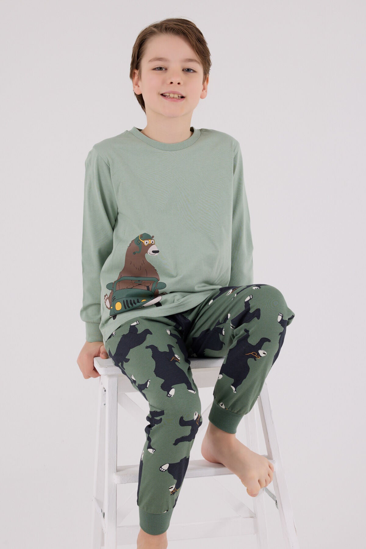 Rolypoly Erkek Çocuk Bisiklet Yaka Pigment Baskılı Kışlık Regular Fit Yeşil Pijama Takımı RP3658-C-V2 Ürün ana görseli