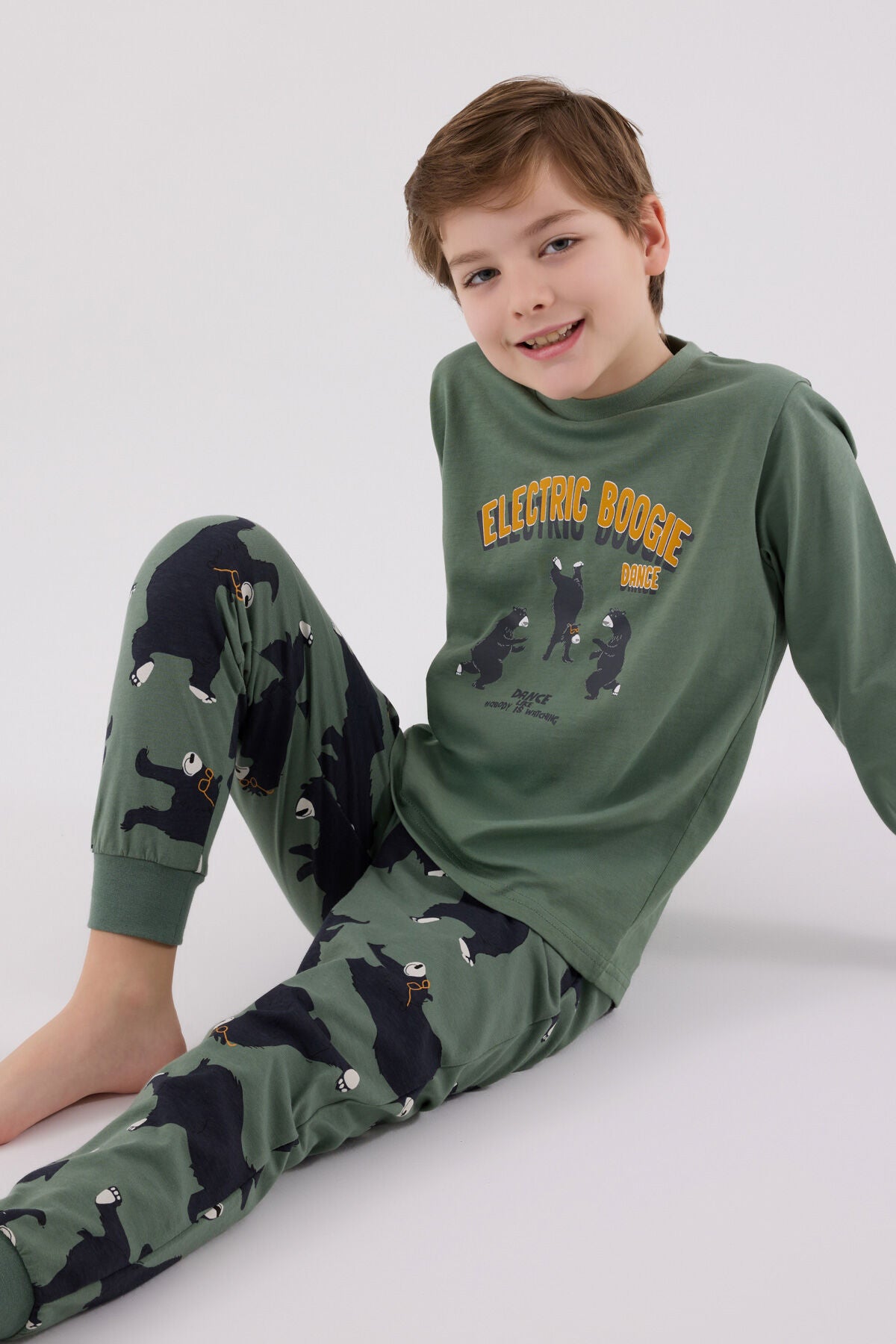 Rolypoly Erkek Çocuk Bisiklet Yaka Pigment Baskılı Kışlık Regular Fit Yeşil Pijama Takımı RP3657-C-V2 Ürün ana görseli