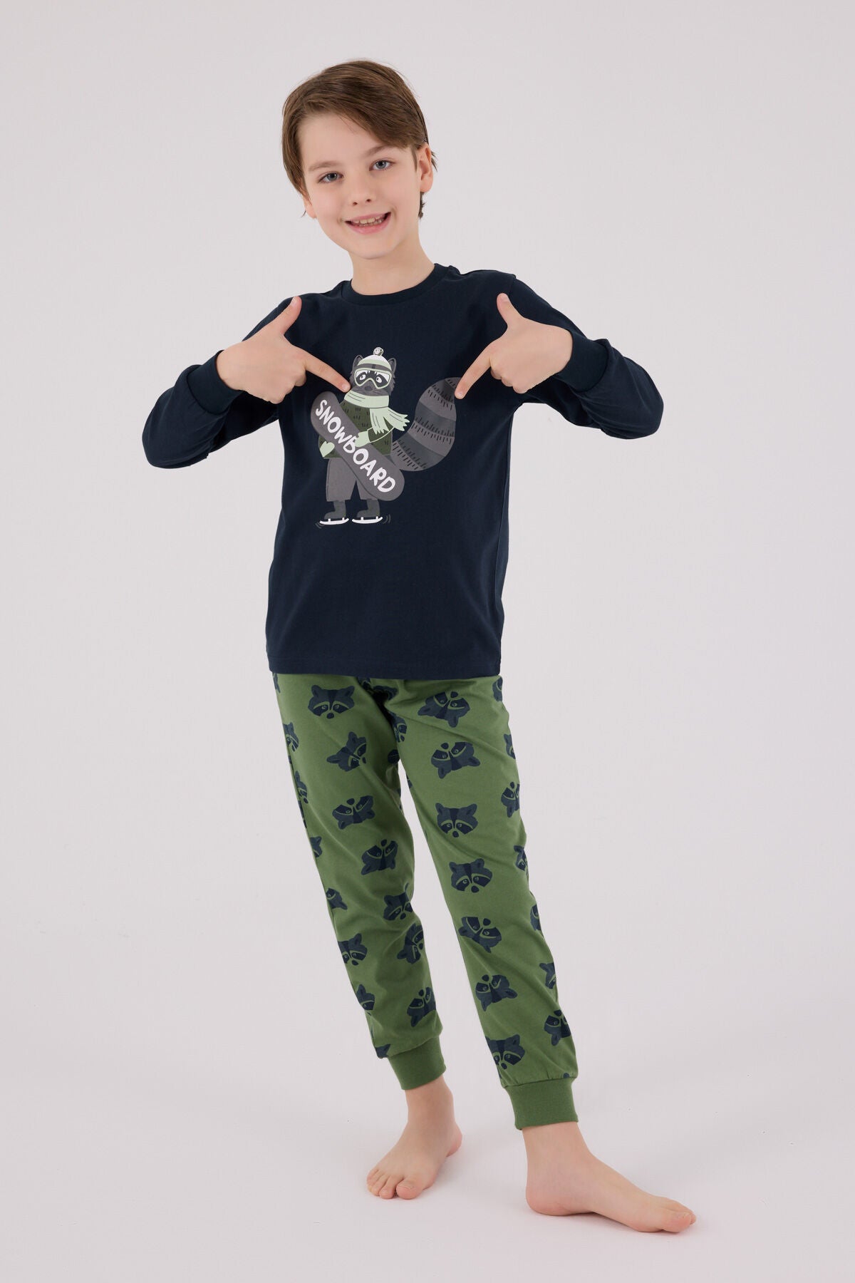 Rolypoly Erkek Çocuk Bisiklet Yaka Pigment Baskılı Kışlık Regular Fit Lacivert Pijama Takımı RP3668-C-V1 Ürün ana görseli