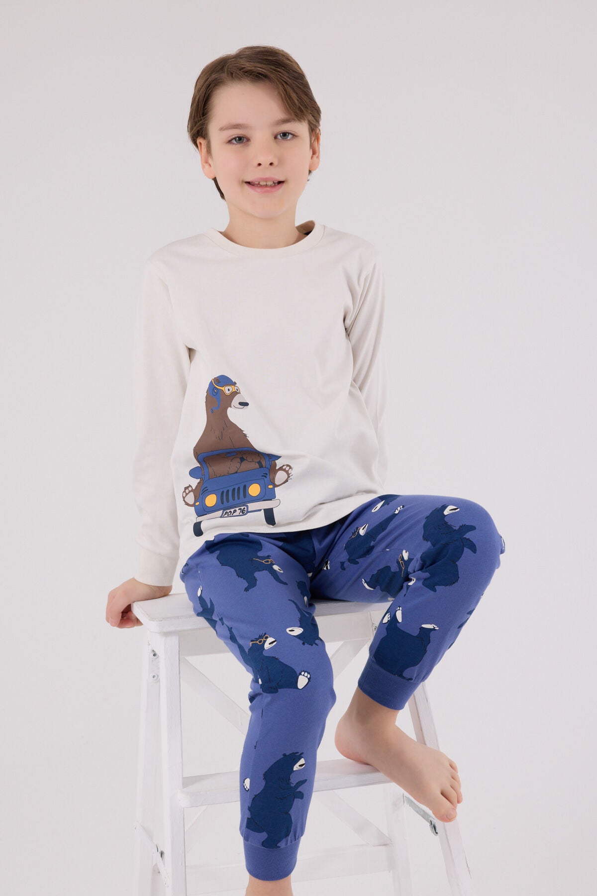 Rolypoly Erkek Çocuk Bisiklet Yaka Pigment Baskılı Kışlık Regular Fit Beyaz Pijama Takımı RP3658-C-V1 Ürün ana görseli
