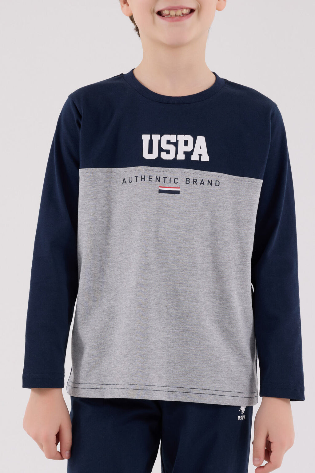 U.S. Polo Assn. Erkek Çocuk Bisiklet Yaka Pigment Baskılı Kışlık Regular Fit Lacivert Pijama Takımı US2220-C-V1