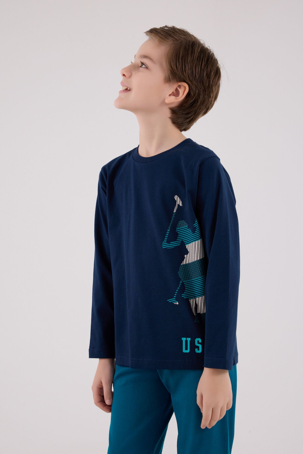 U.S. Polo Assn. Erkek Çocuk Kışlık Regular Fit Lacivert Pijama Takımı US2226-C-V2