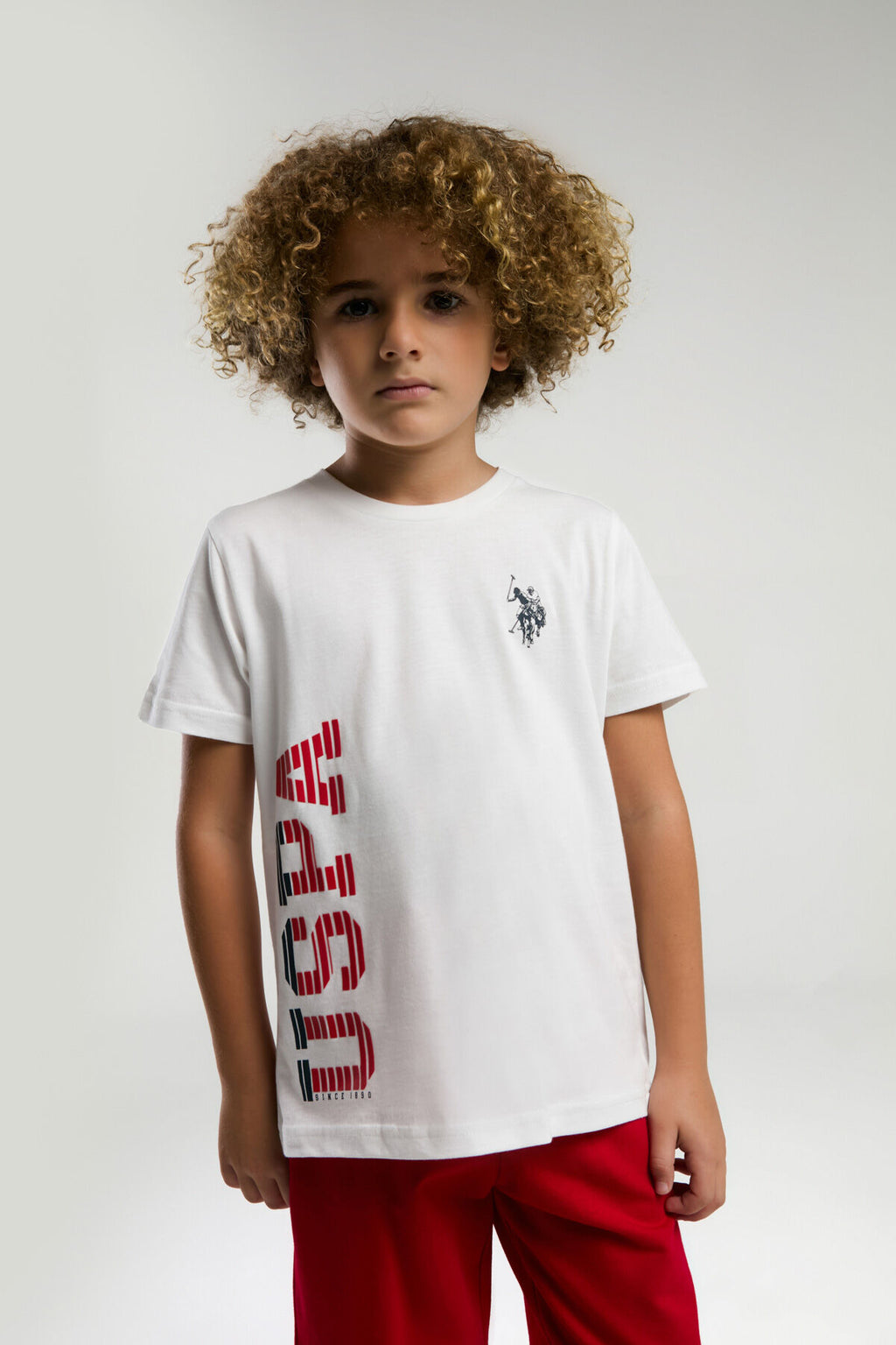 U.S. Polo Assn. Erkek Çocuk Bisiklet Yaka Pigment Baskılı Yazlık Regular Fit Beyaz Bermuda Takım US2019-C-V1