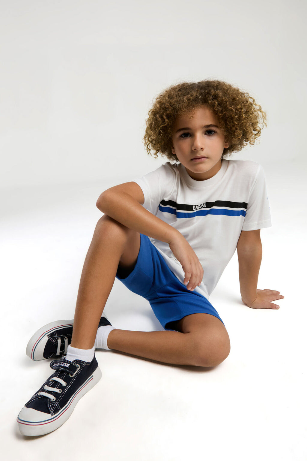 U.S. Polo Assn. Erkek Çocuk Bisiklet Yaka Pigment Baskılı Yazlık Regular Fit Beyaz Bermuda Takım US2020-C-V2