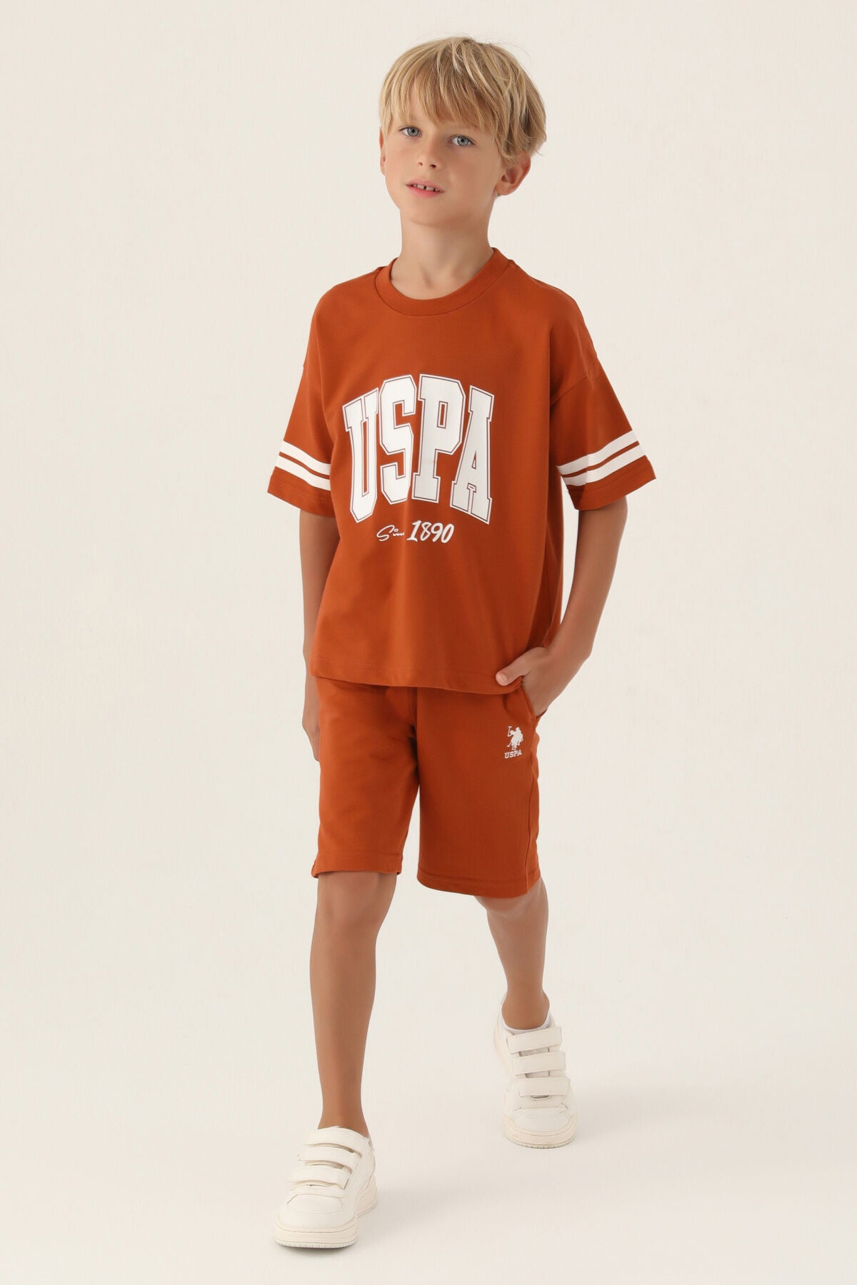 U.S. Polo Assn. Erkek Çocuk Bisiklet Yaka Pigment Baskılı Yazlık Regular Fit Kahverengi Bermuda Takım US1709-C-V3