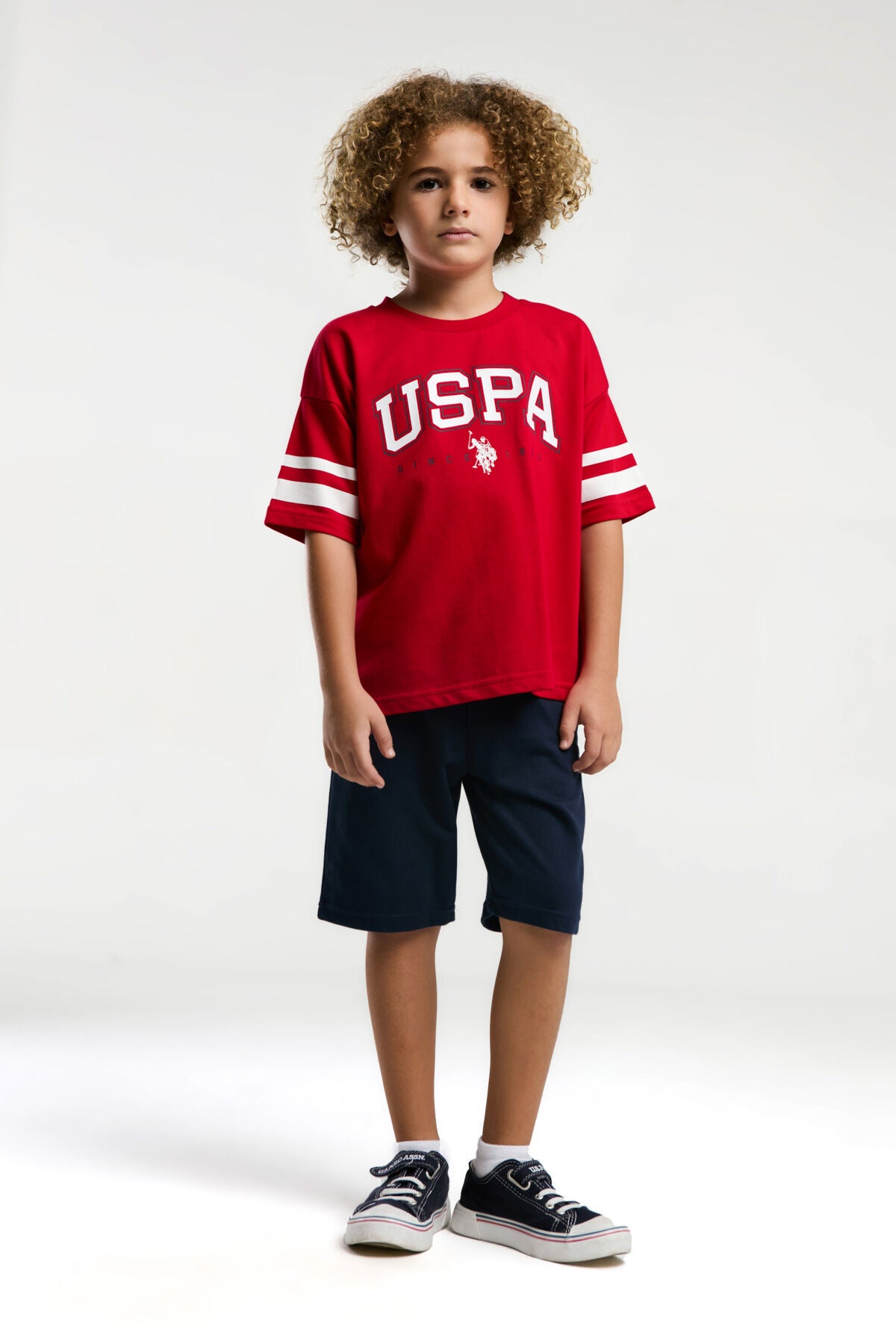 U.S. Polo Assn. Erkek Çocuk Bisiklet Yaka Pigment Baskılı Yazlık Regular Fit Kırmızı Bermuda Takım US2022-C-V5