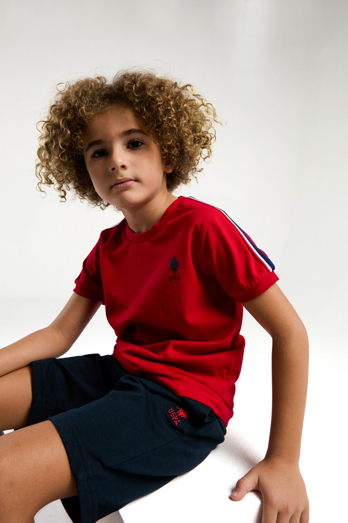 U.S. Polo Assn. Erkek Çocuk Bisiklet Yaka Pigment Baskılı Yazlık Regular Fit Kırmızı Bermuda Takım US2044-C-V2 Ürün ana görseli