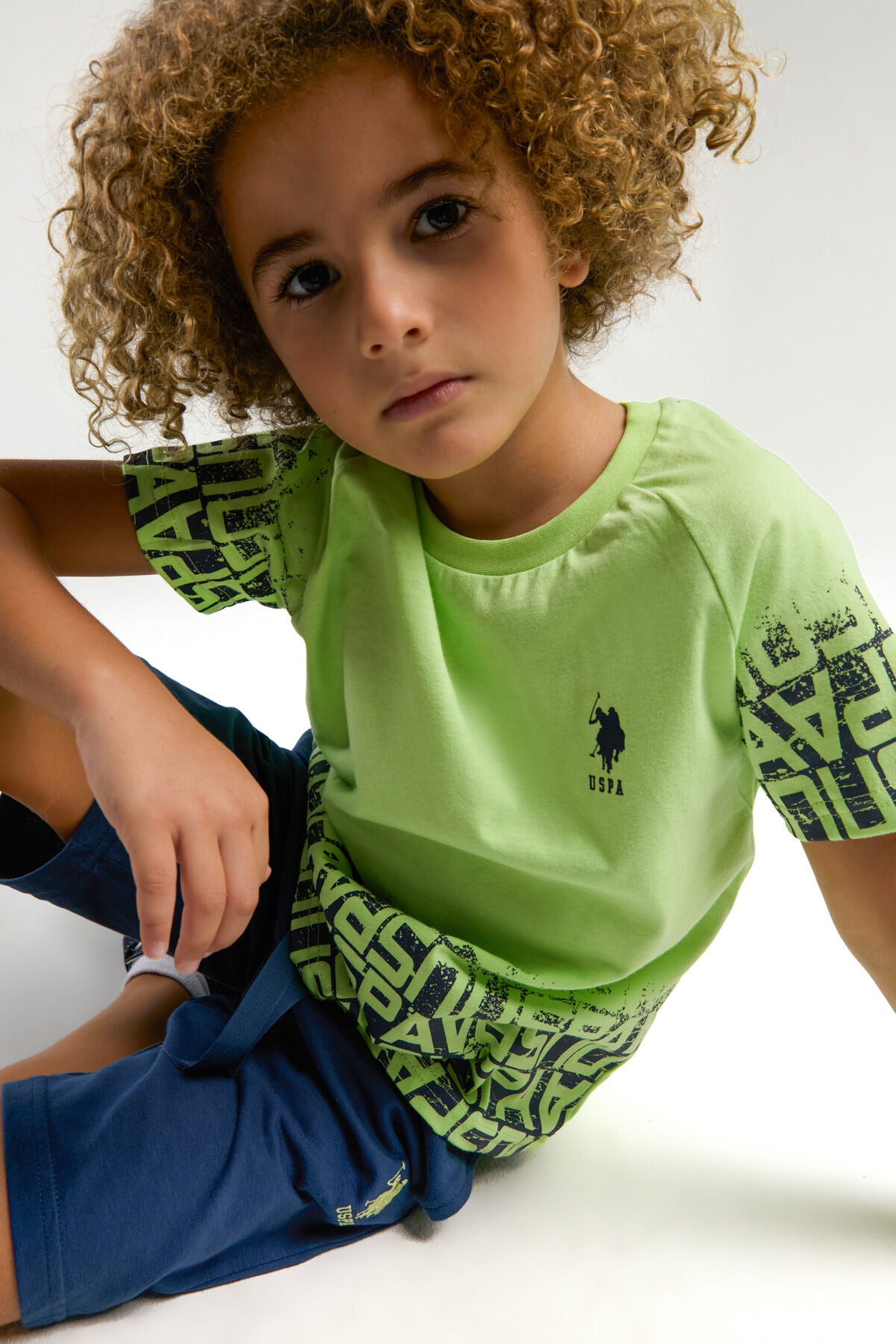U.S. Polo Assn. Erkek Çocuk Bisiklet Yaka Pigment Baskılı Yazlık Regular Fit Yeşil Bermuda Takım US2057-C-V1 Ürün ana görseli