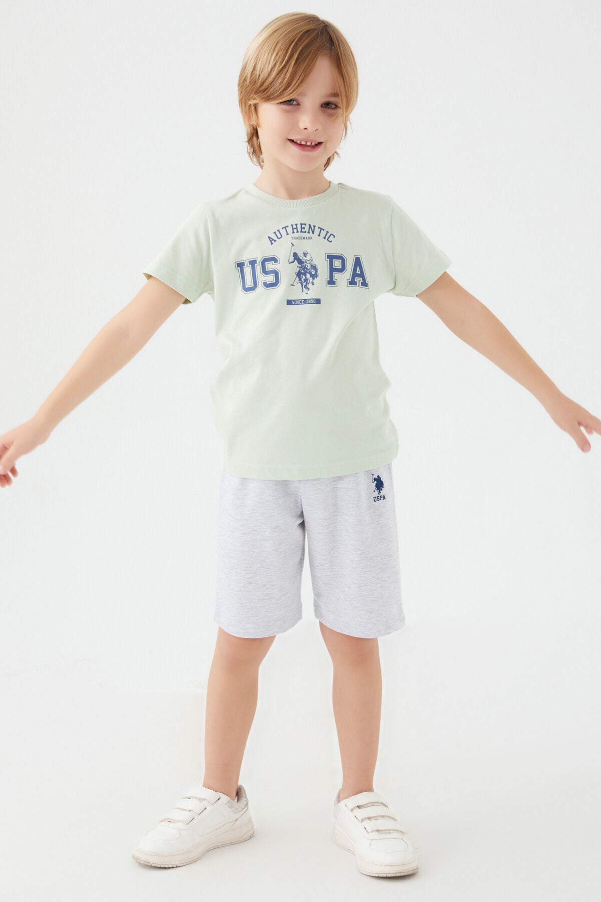 U.S. Polo Assn. Erkek Çocuk Bisiklet Yaka Pigment Baskılı Yazlık Regular Fit Mavi Bermuda Takım US1390-C-V3