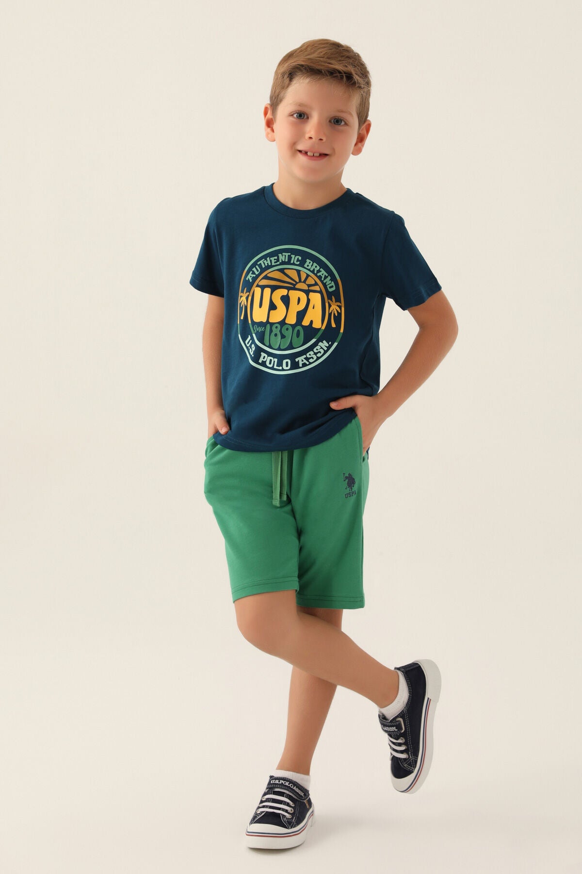 U.S. Polo Assn. Erkek Çocuk Bisiklet Yaka Pigment Baskılı Yazlık Regular Fit Lacivert Bermuda Takım US1741-C-V2 Ürün ana görseli