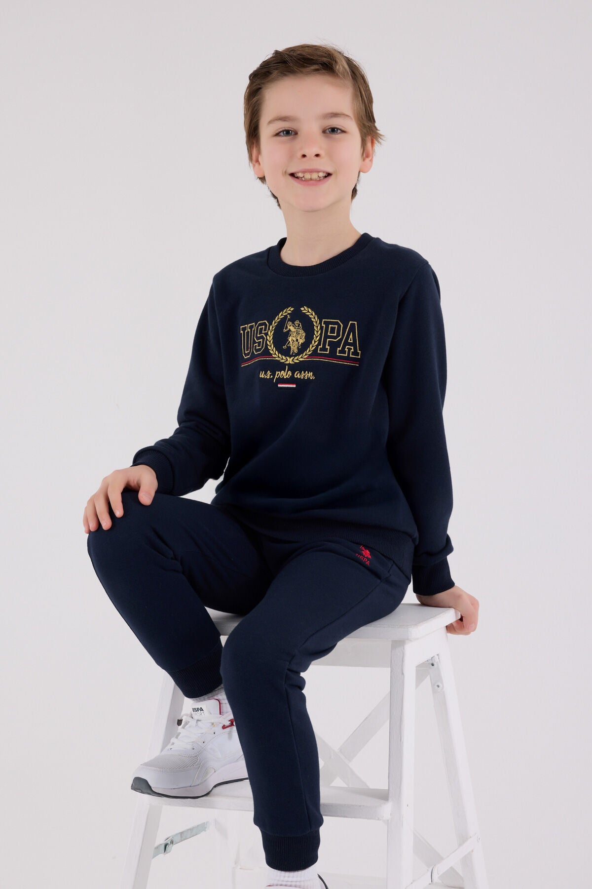U.S. Polo Assn. Erkek Çocuk Bisiklet Yaka Pigment Baskılı Kışlık Regular Fit Lacivert Eşofman Takımı US2232-C-V2 Ürün ana görseli