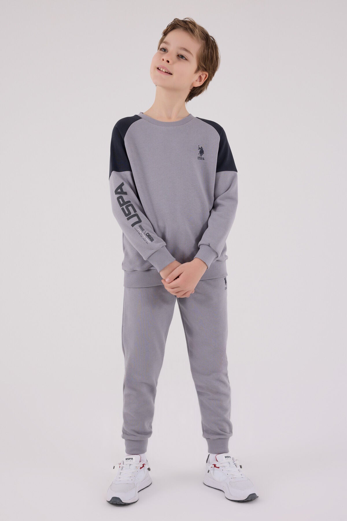 U.S. Polo Assn. Erkek Çocuk Kışlık Regular Fit Gri Eşofman Takımı US2221-C-V1