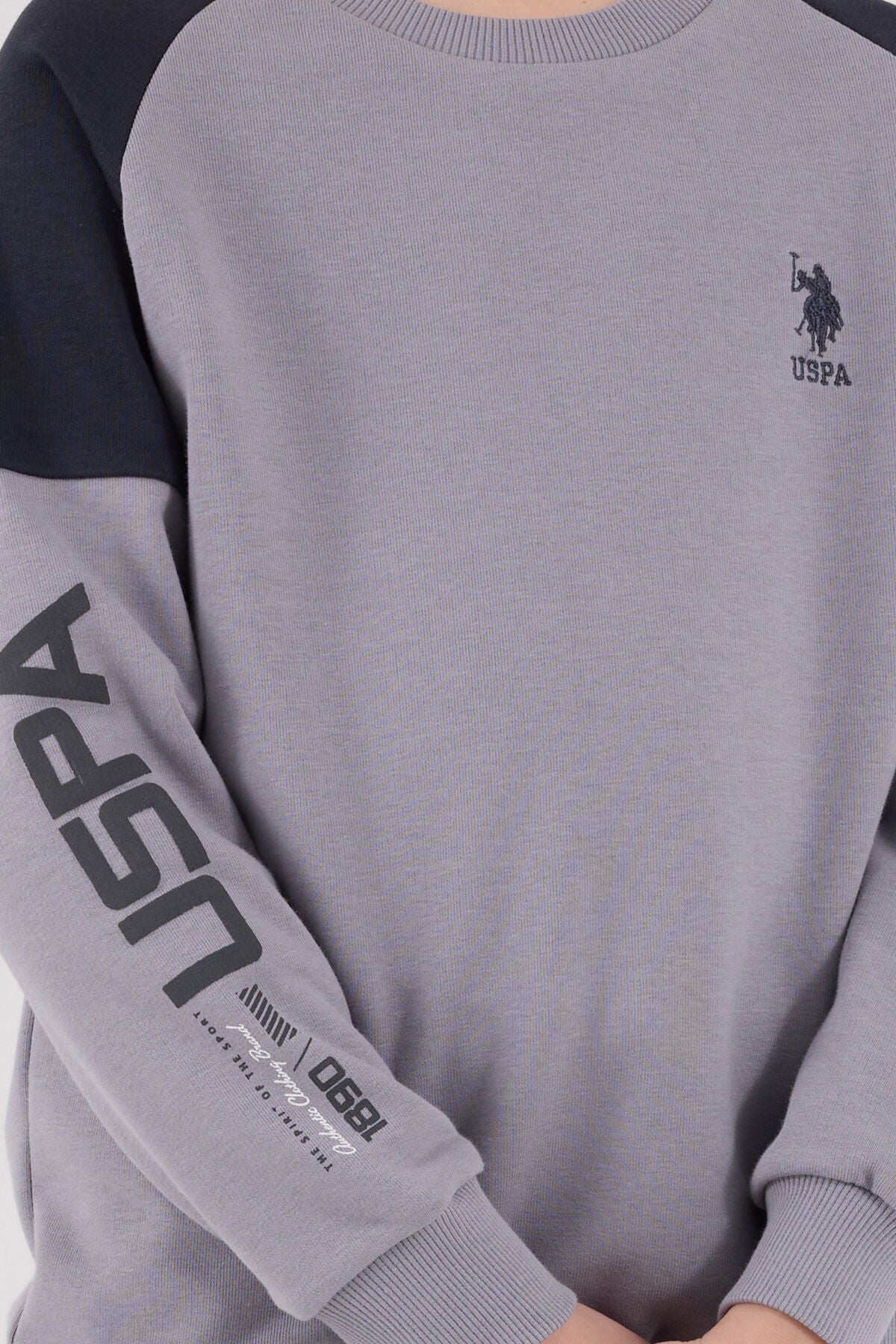 U.S. Polo Assn. Erkek Çocuk Kışlık Regular Fit Gri Eşofman Takımı US2221-C-V1