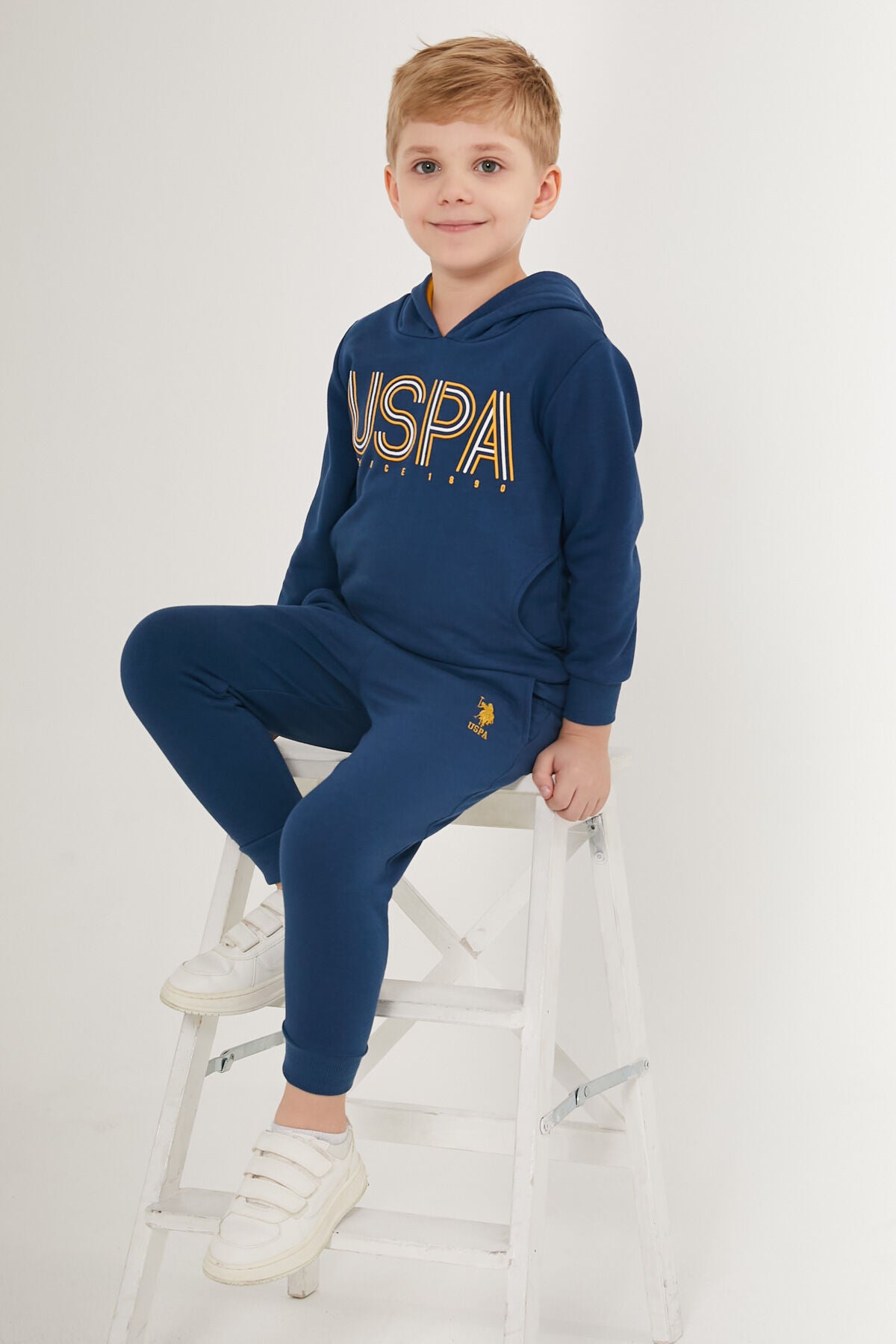 U.S. Polo Assn. Erkek Çocuk Kapüşonlu Empirme Baskılı Kışlık Regular Fit Pembe Eşofman Takımı US1545-C-V2 Ürün ana görseli