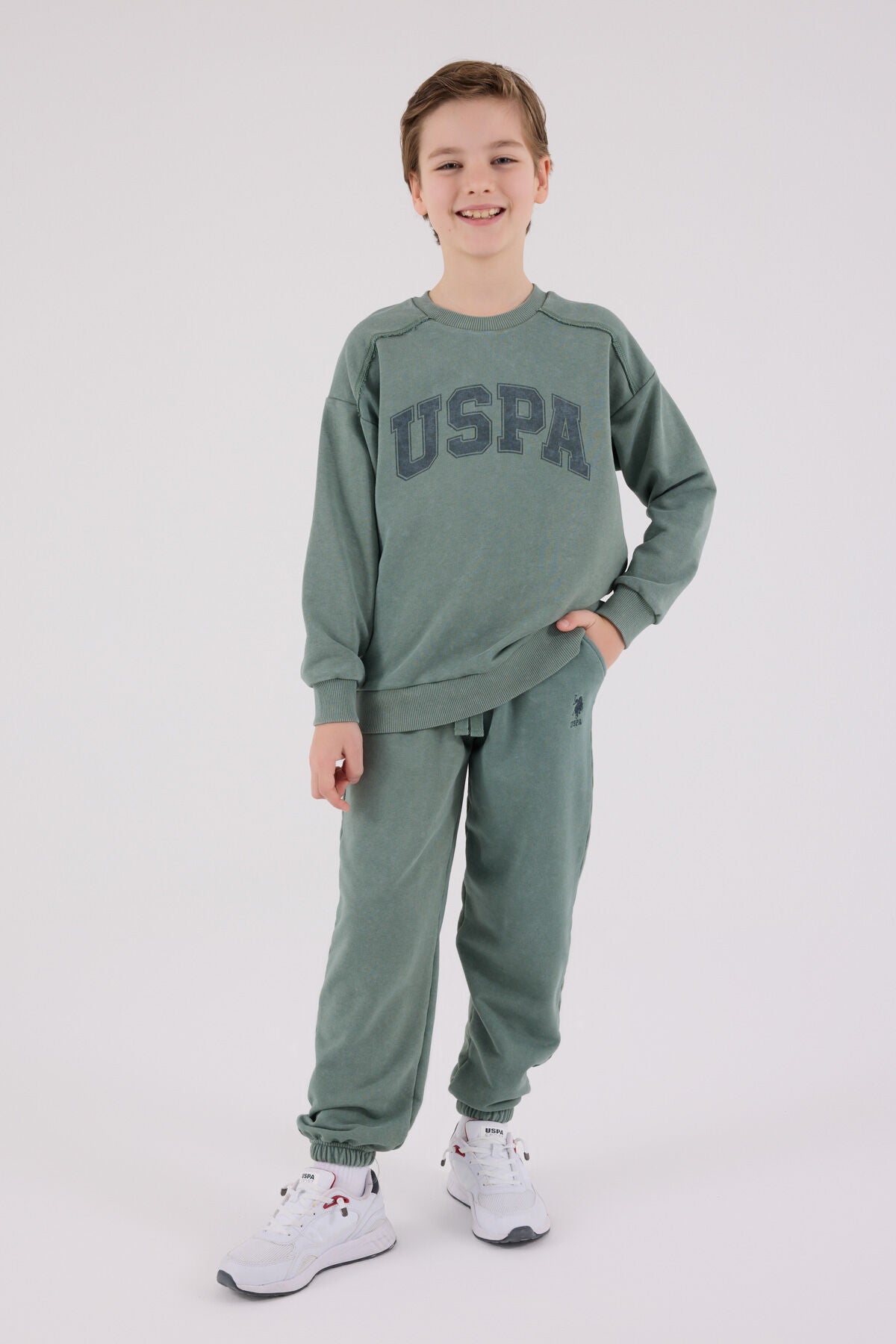 U.S. Polo Assn. Erkek Çocuk Kışlık Regular Fit Yeşil Eşofman Takımı US2229-C-V1 Ürün ikincil görseli