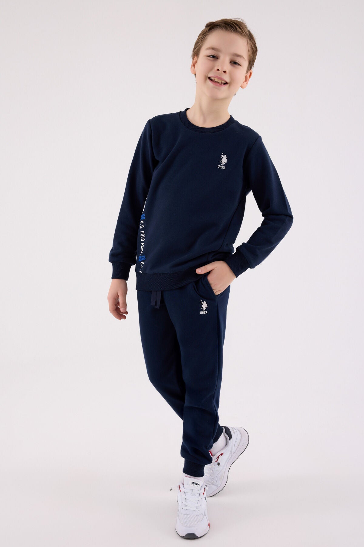 U.S. Polo Assn. Erkek Çocuk Kışlık Regular Fit Lacivert Eşofman Takımı US2215-C-V1 Ürün ana görseli