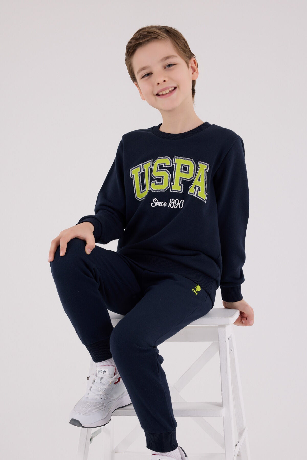 U.S. Polo Assn. Erkek Çocuk Kışlık Regular Fit Lacivert Eşofman Takımı US2219-C-V1 Ürün ana görseli