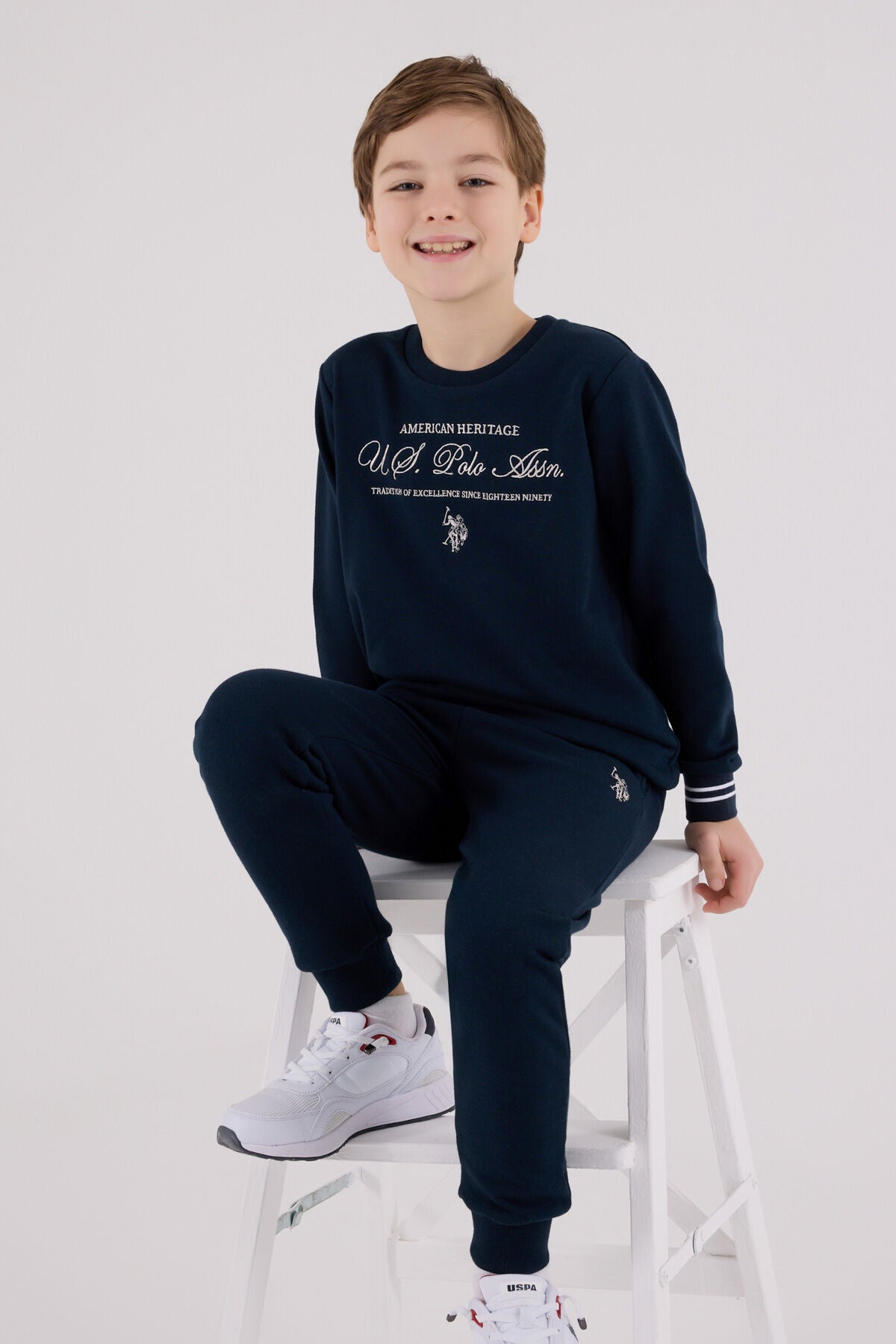 U.S. Polo Assn. Erkek Çocuk Kışlık Regular Fit Lacivert Eşofman Takımı US2225-C-V1 Ürün ana görseli