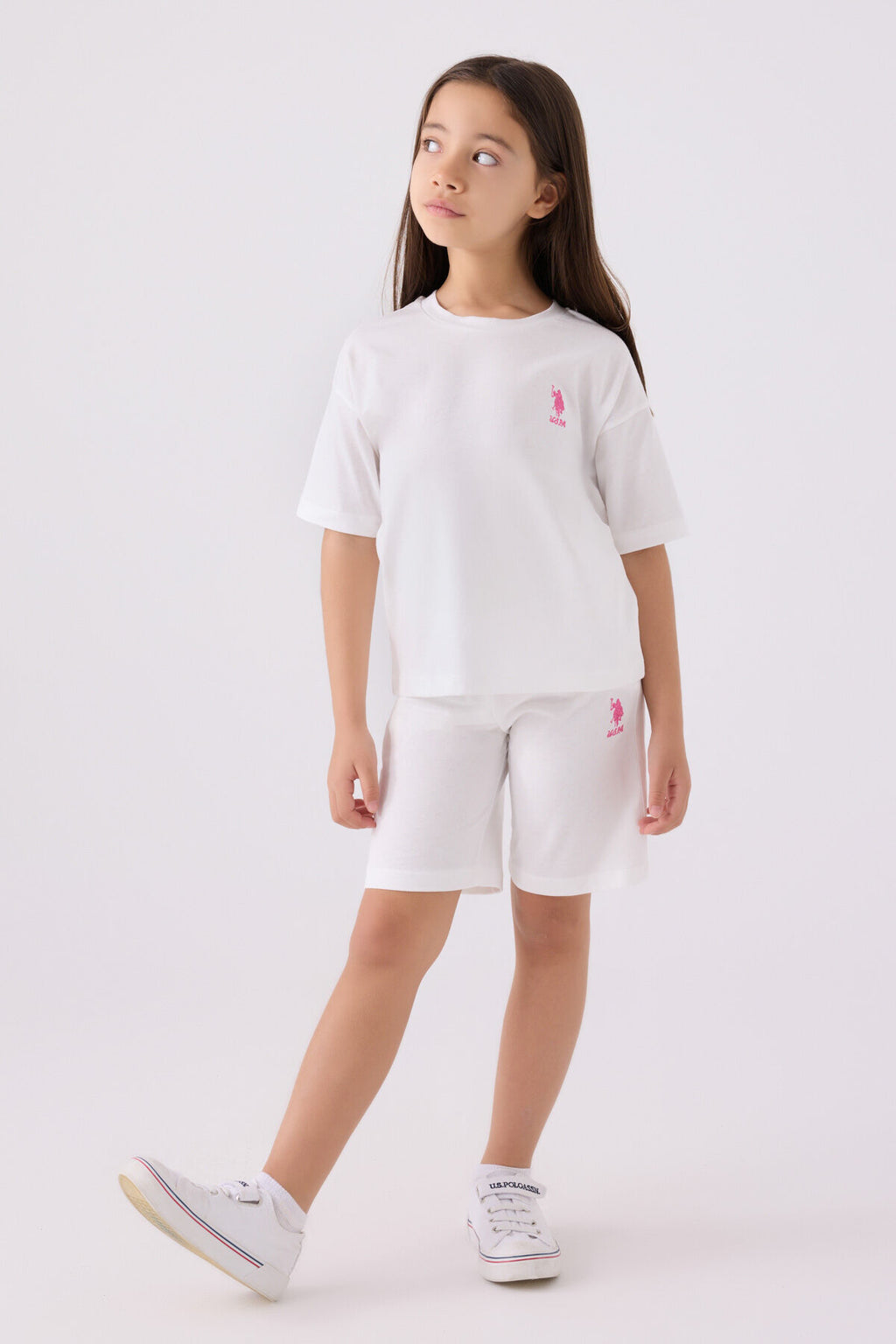 U.S. Polo Assn. Kız Çocuk Bisiklet Yaka Sargı Nakışlı Yazlık Regular Fit Beyaz Bermuda Takım US1848-C-V7