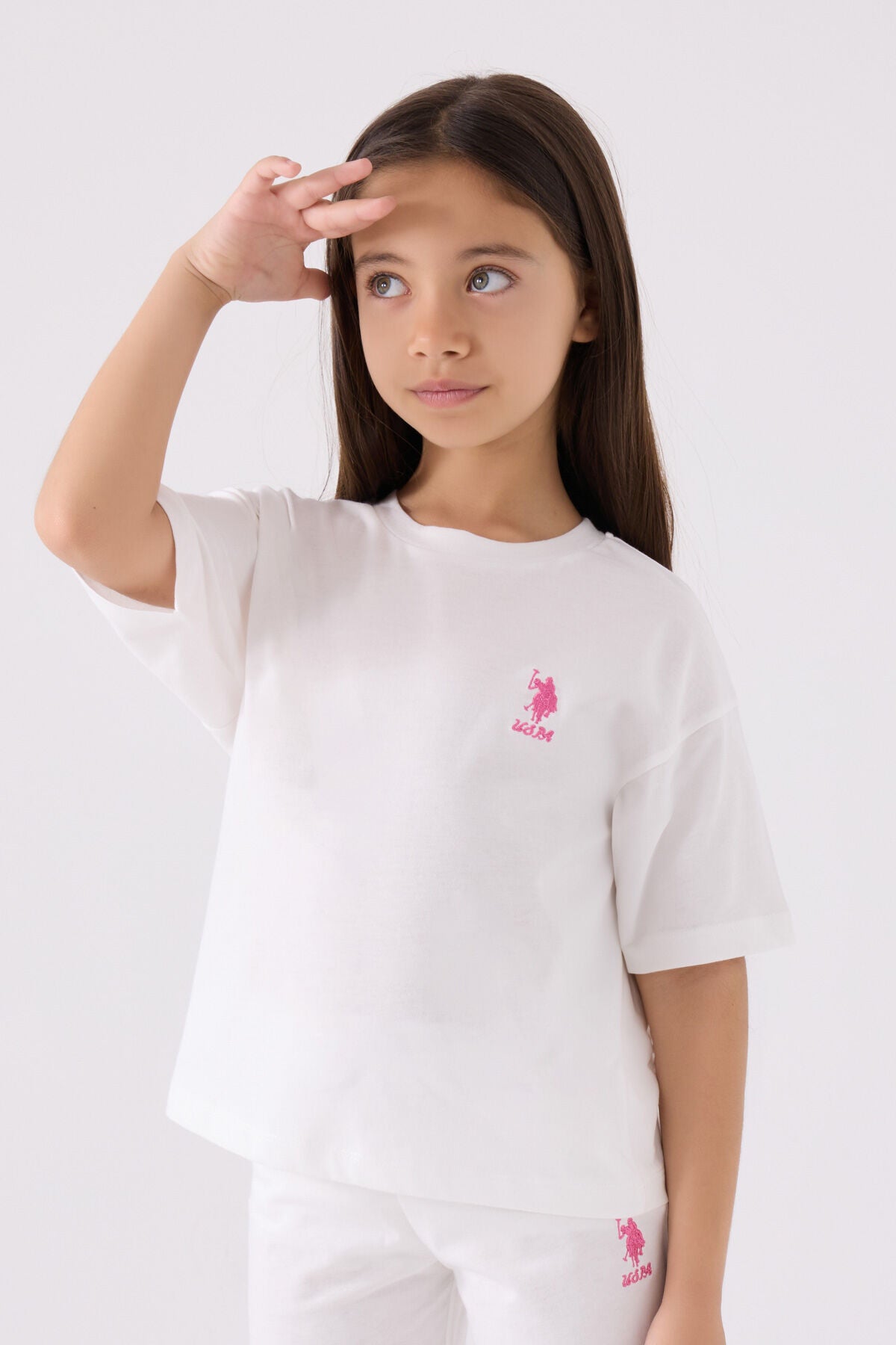 U.S. Polo Assn. Kız Çocuk Bisiklet Yaka Sargı Nakışlı Yazlık Regular Fit Beyaz Bermuda Takım US1848-C-V7 Ürün ikincil görseli