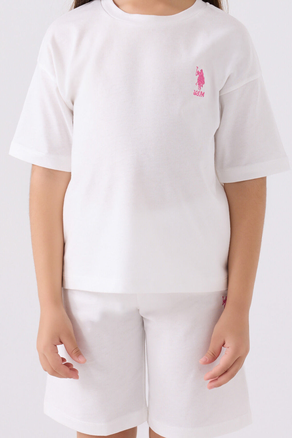 U.S. Polo Assn. Kız Çocuk Bisiklet Yaka Sargı Nakışlı Yazlık Regular Fit Beyaz Bermuda Takım US1848-C-V7