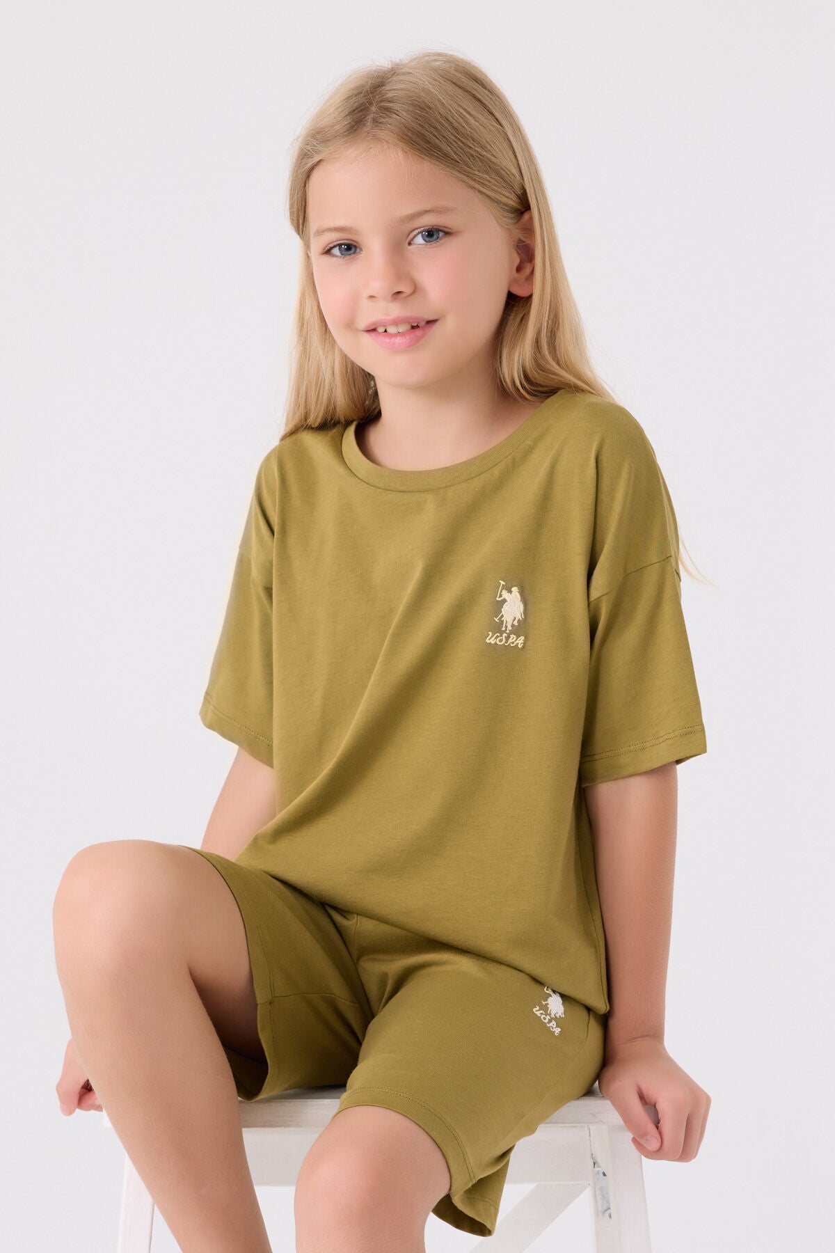 U.S. Polo Assn. Kız Çocuk Bisiklet Yaka Sargı Nakışlı Yazlık Regular Fit Yeşil Bermuda Takım US1848-C-V63 Ürün ikincil görseli