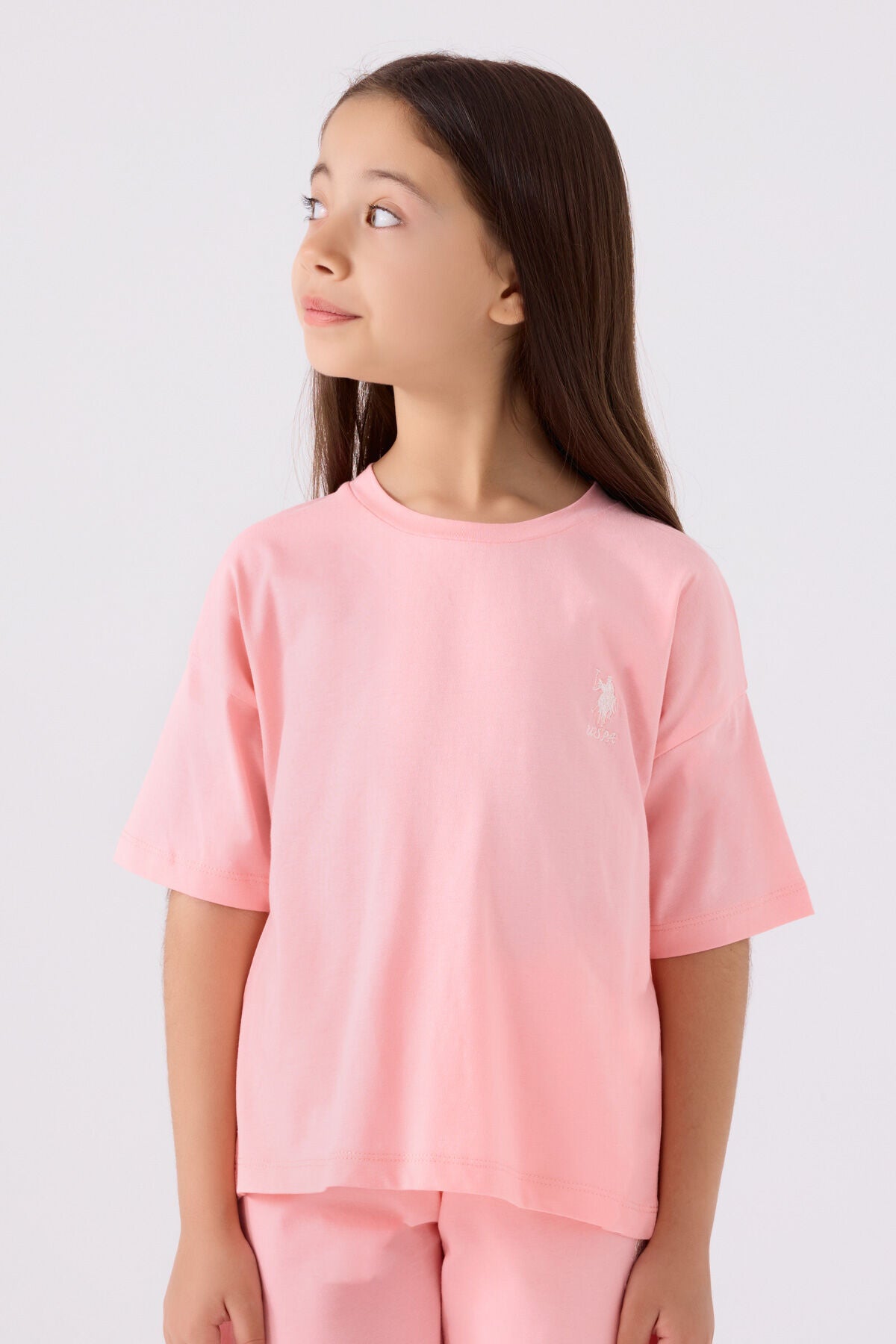 U.S. Polo Assn. Kız Çocuk Bisiklet Yaka Sargı Nakışlı Yazlık Regular Fit Pembe Bermuda Takım US1848-C-V50