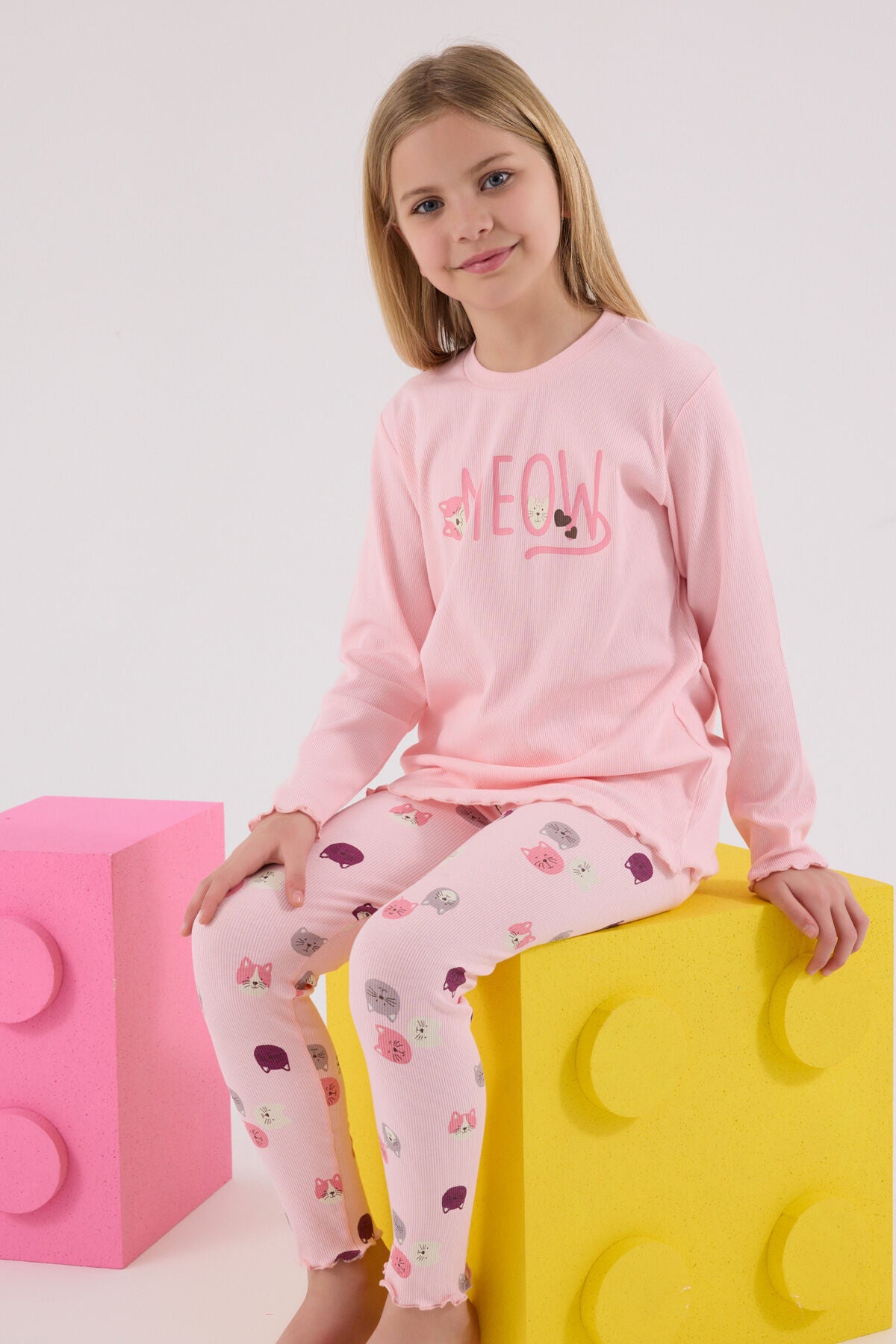 Rolypoly Kız Çocuk Bisiklet Yaka Pigment Baskılı Kışlık Regular Fit Pembe Pijama Takımı RP3700-C-V2 Ürün ana görseli