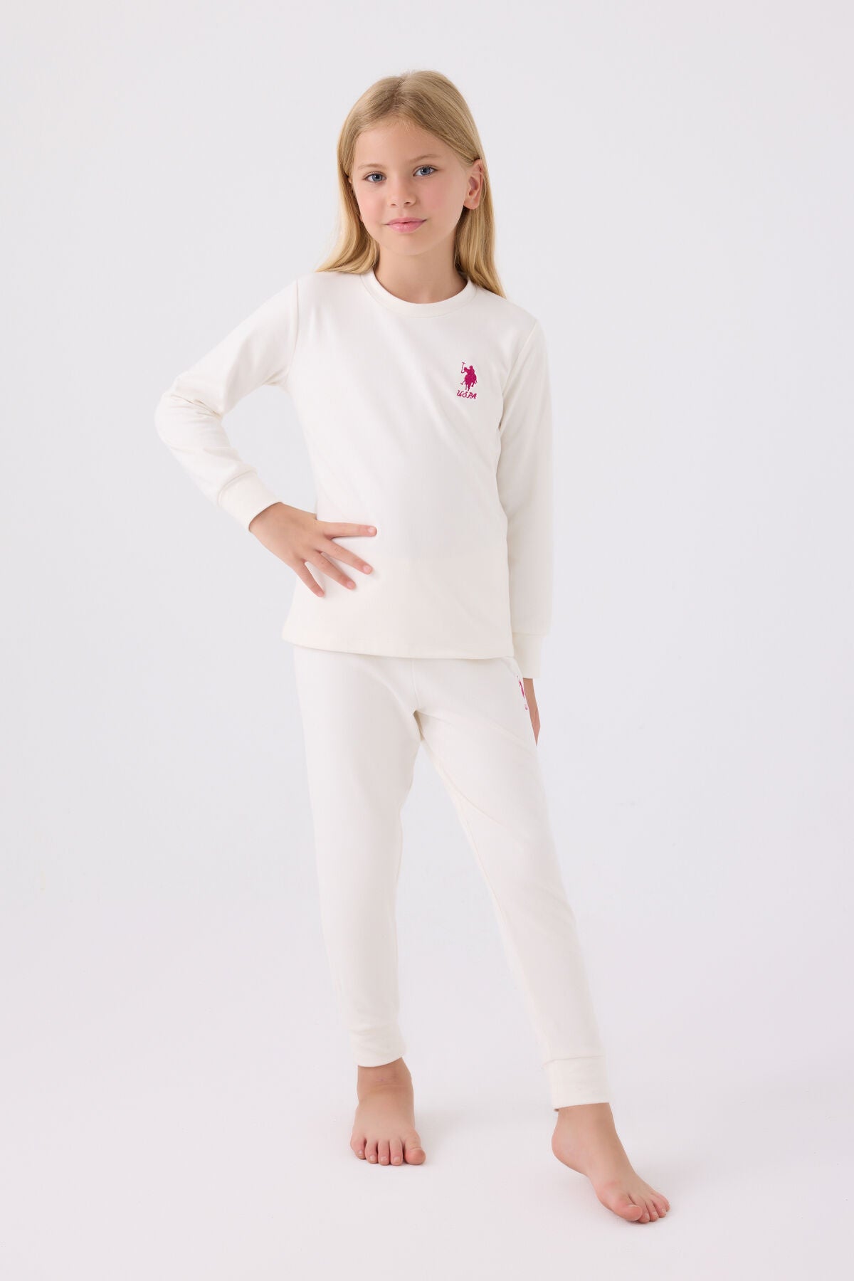 U.S. Polo Assn. Kız Çocuk Bisiklet Yaka Pigment Baskılı Kışlık Regular Fit Beyaz Pijama Takımı US1669-C-V4 Ürün ana görseli