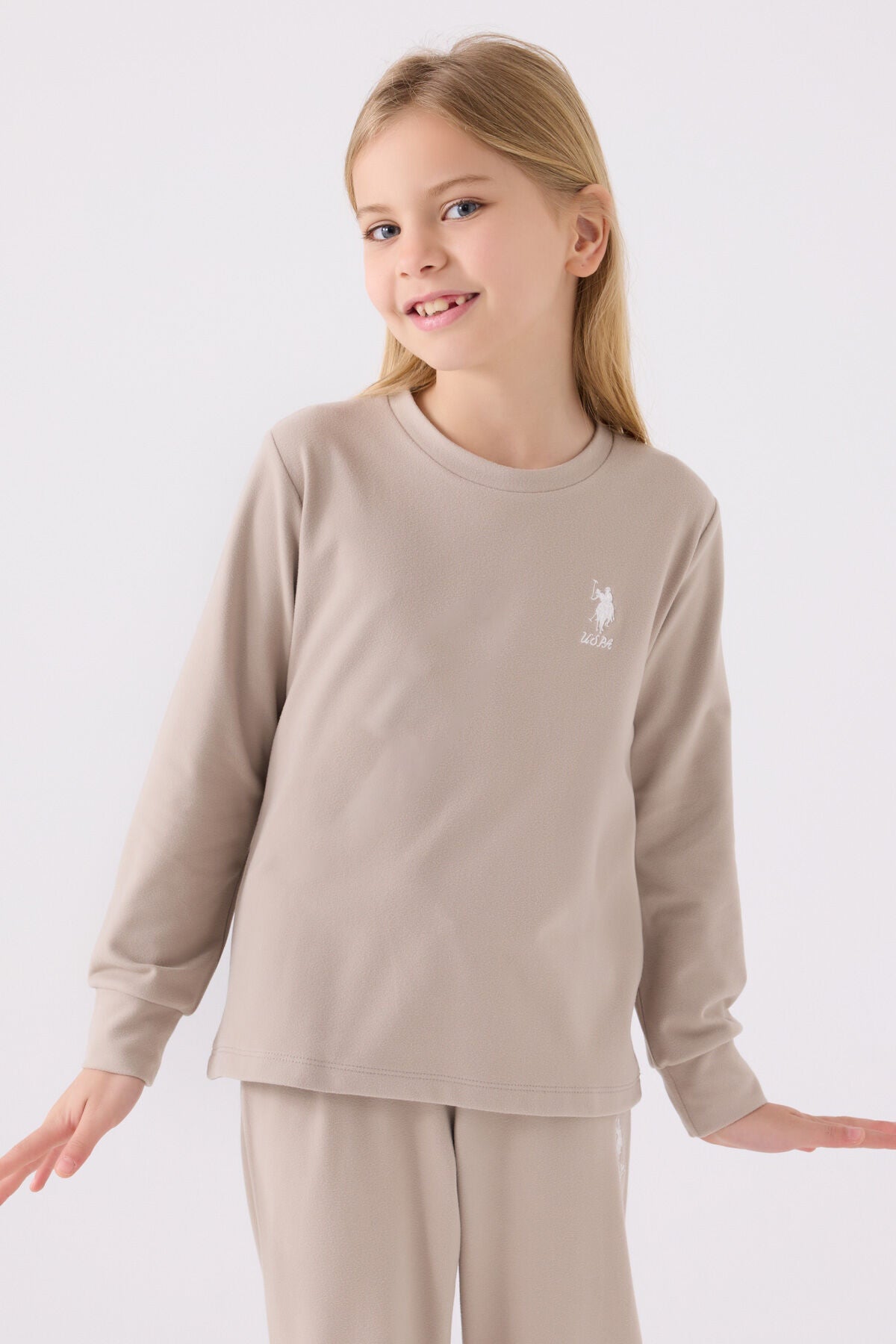 U.S. Polo Assn. Kız Çocuk Bisiklet Yaka Pigment Baskılı Kışlık Regular Fit Krem Pijama Takımı US1669-C-V1 Ürün ikincil görseli