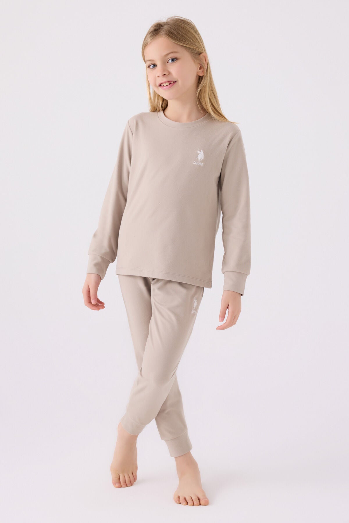 U.S. Polo Assn. Kız Çocuk Bisiklet Yaka Pigment Baskılı Kışlık Regular Fit Krem Pijama Takımı US1669-C-V1 Ürün ana görseli