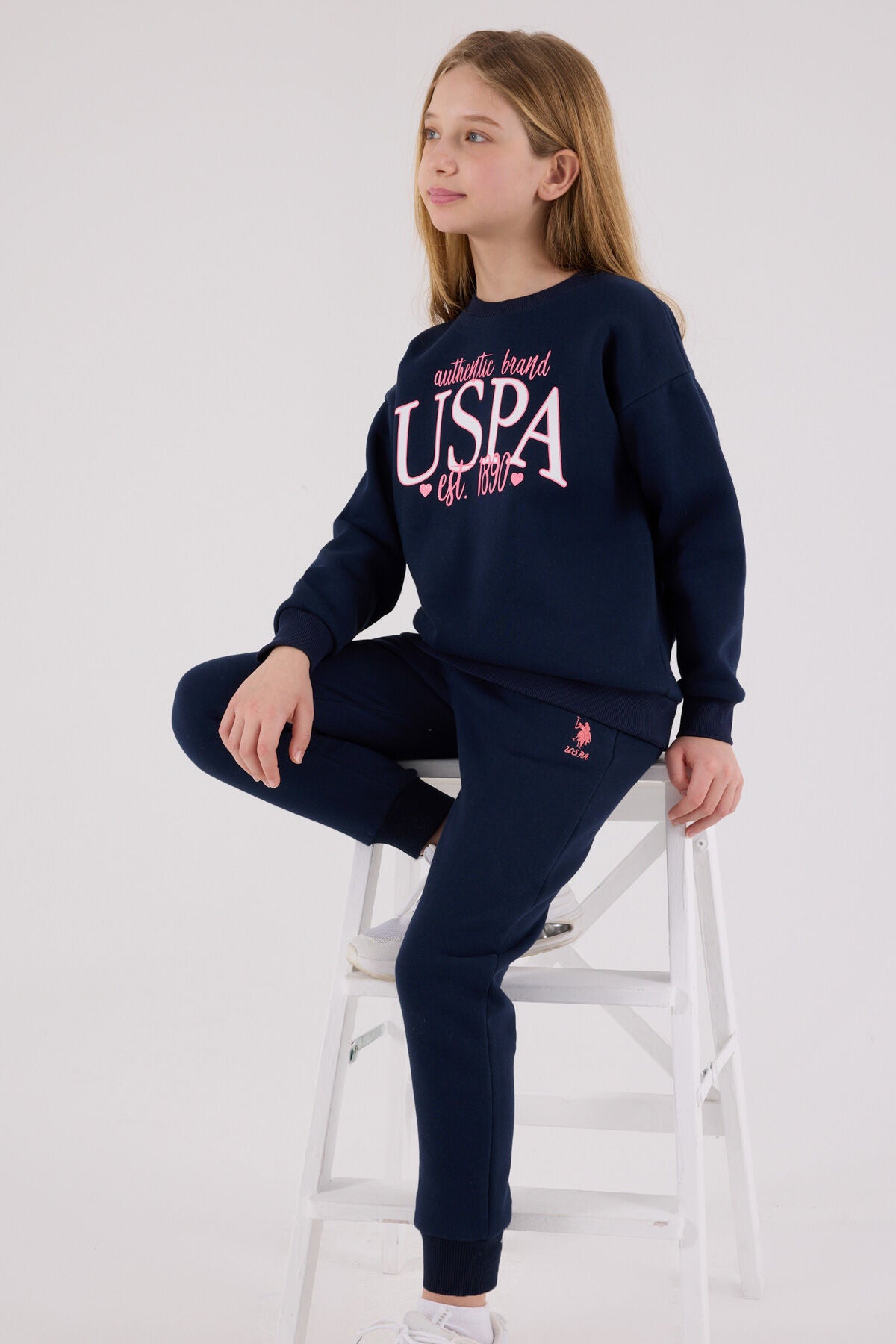 U.S. Polo Assn. Kız Çocuk Bisiklet Yaka Pigment Baskılı Kışlık Regular Fit Lacivert Eşofman Takımı US2316-C-V1 Ürün ana görseli