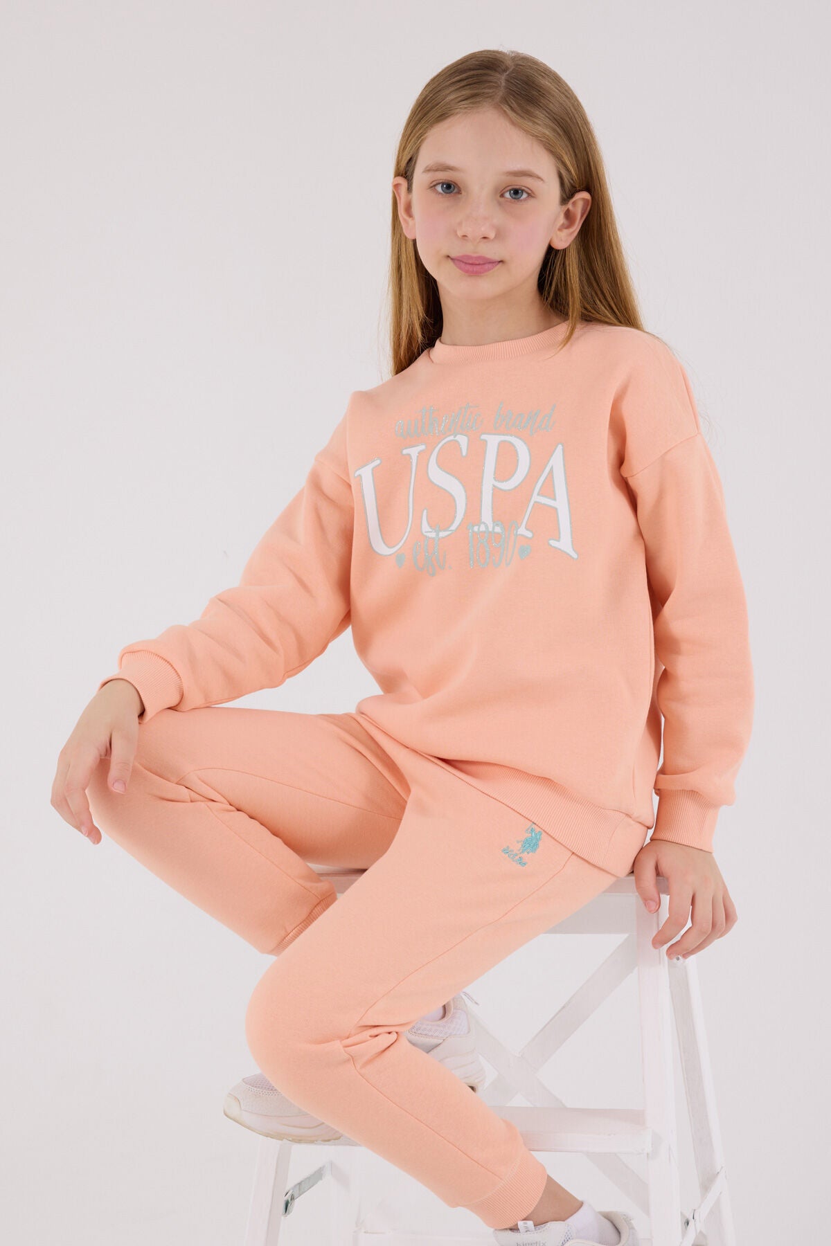 U.S. Polo Assn. Kız Çocuk Bisiklet Yaka Pigment Baskılı Kışlık Regular Fit Turuncu Eşofman Takımı US2316-C-V2 Ürün ikincil görseli