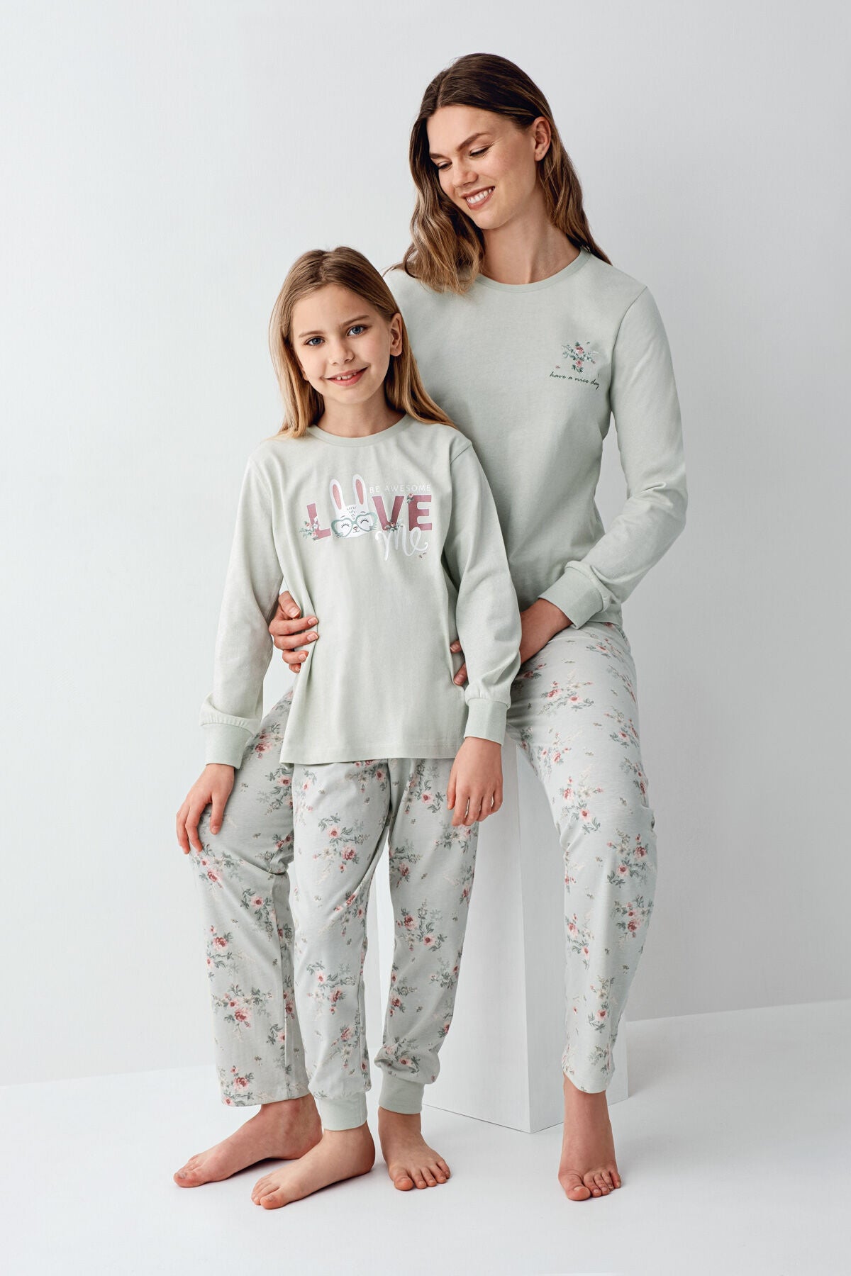 Rolypoly Kız Çocuk Bisiklet Yaka Pigment Baskılı Kışlık Regular Fit Yeşil Pijama Takımı RP3703-C-V1
