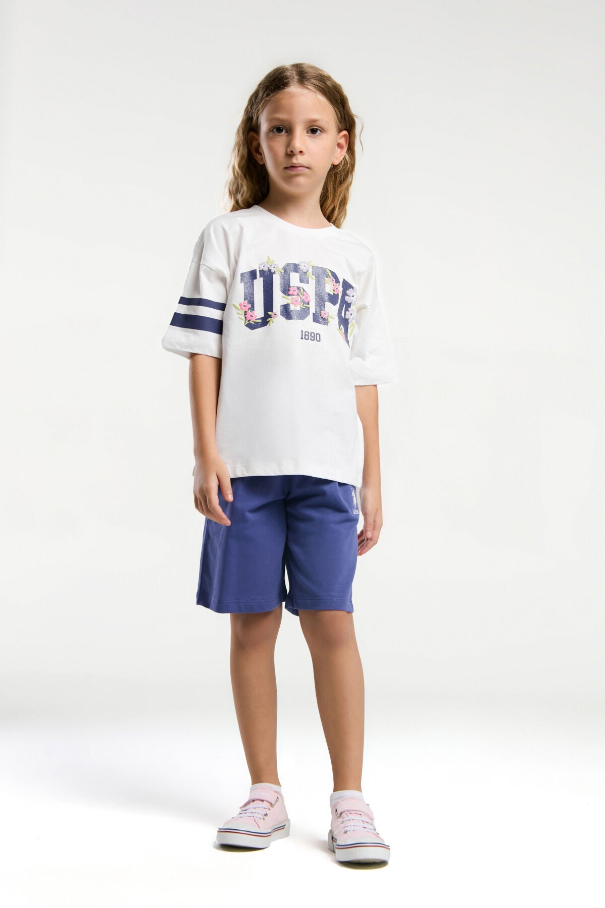 U.S. Polo Assn. Kız Çocuk Bisiklet Yaka Pigment Baskılı Yazlık Regular Fit Beyaz Bermuda Takım US2070-C-V2 Ürün ana görseli