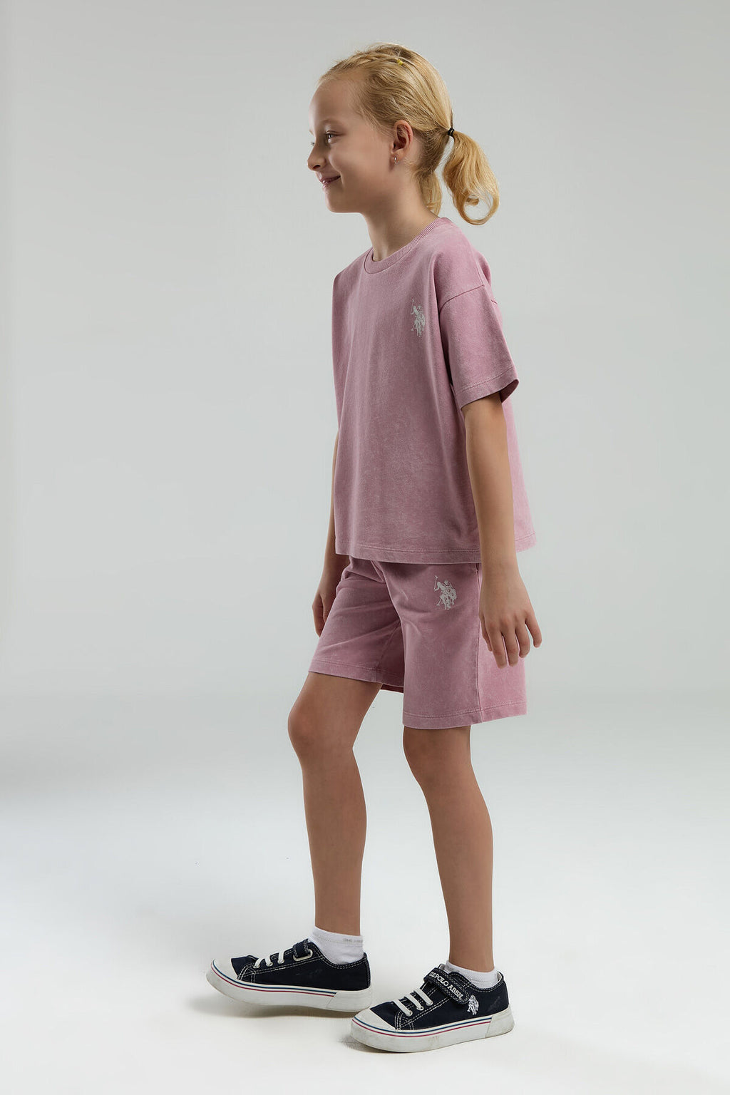U.S. Polo Assn. Kız Çocuk Bisiklet Yaka Sargı Nakışlı Yazlık Regular Fit Pembe Bermuda Takım US2089-C-V3