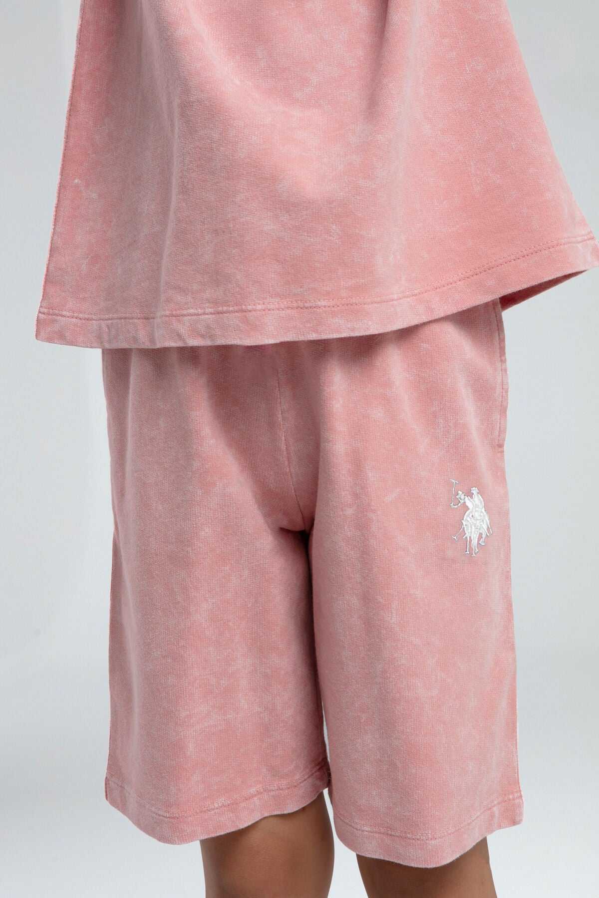 U.S. Polo Assn. Kız Çocuk Bisiklet Yaka Sargı Nakışlı Yazlık Regular Fit Pembe Bermuda Takım US2089-C-V2