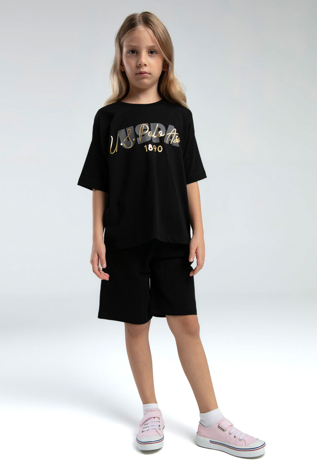 U.S. Polo Assn. Kız Çocuk Bisiklet Yaka Pigment Baskılı Yazlık Regular Fit Siyah Bermuda Takım US2080-C-V1