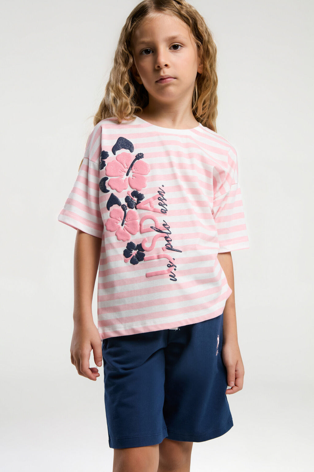 U.S. Polo Assn. Kız Çocuk Bisiklet Yaka Pigment Baskılı Yazlık Regular Fit Pembe Bermuda Takım US2074-C-V2