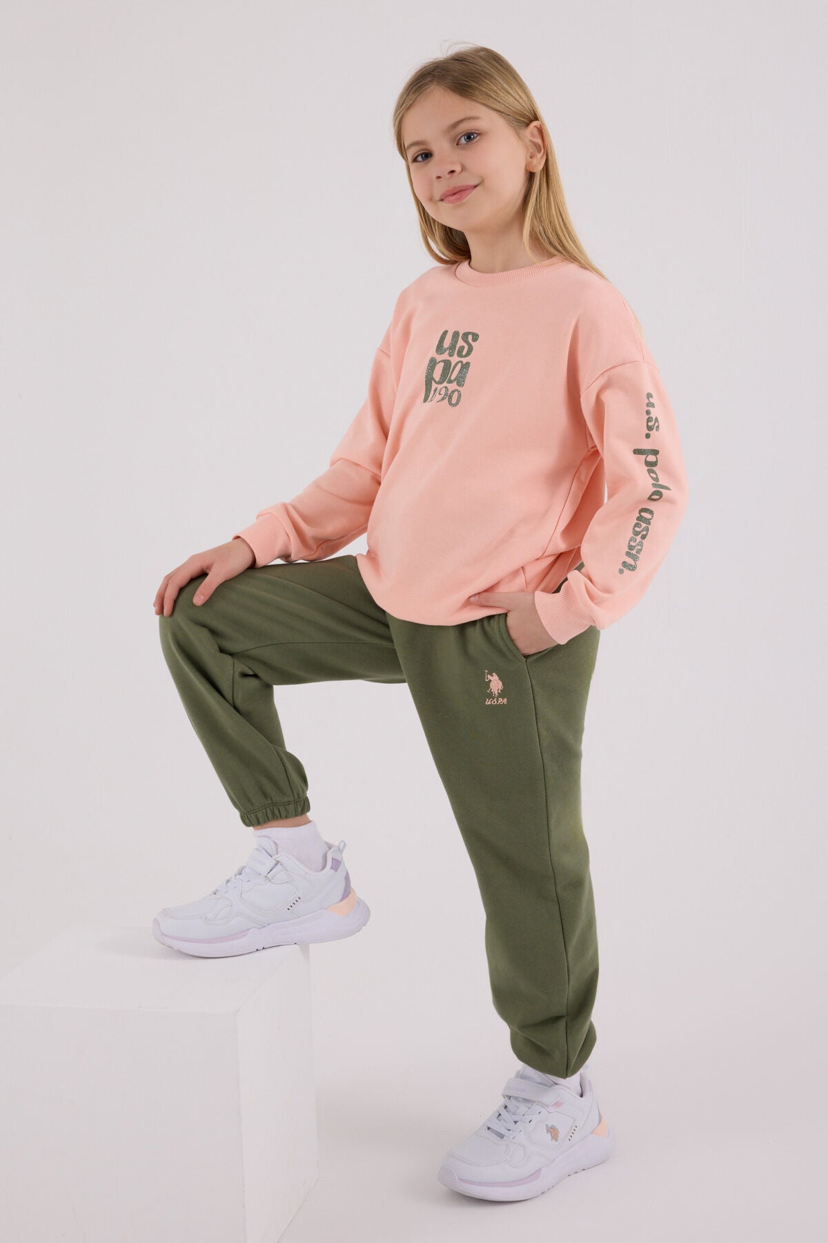 U.S. Polo Assn. Kız Çocuk Kışlık Regular Fit Turuncu Eşofman Takımı US2308-C-V2 Ürün ikincil görseli