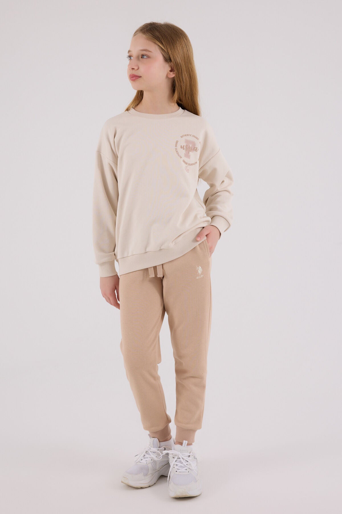 U.S. Polo Assn. Kız Çocuk Kışlık Regular Fit Krem Eşofman Takımı US2313-C-V2 Ürün ana görseli